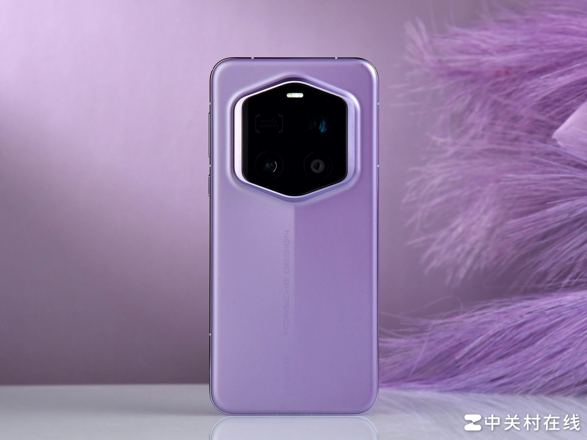 Honor Magic7 RSR保時捷設計2億像素攝影體驗速度與美的結合
