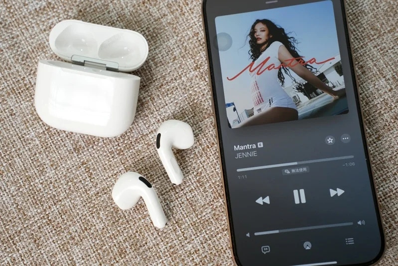 AirPods 4主動消噪型能否取代AirPods Pro 2？一文看清兩者差異