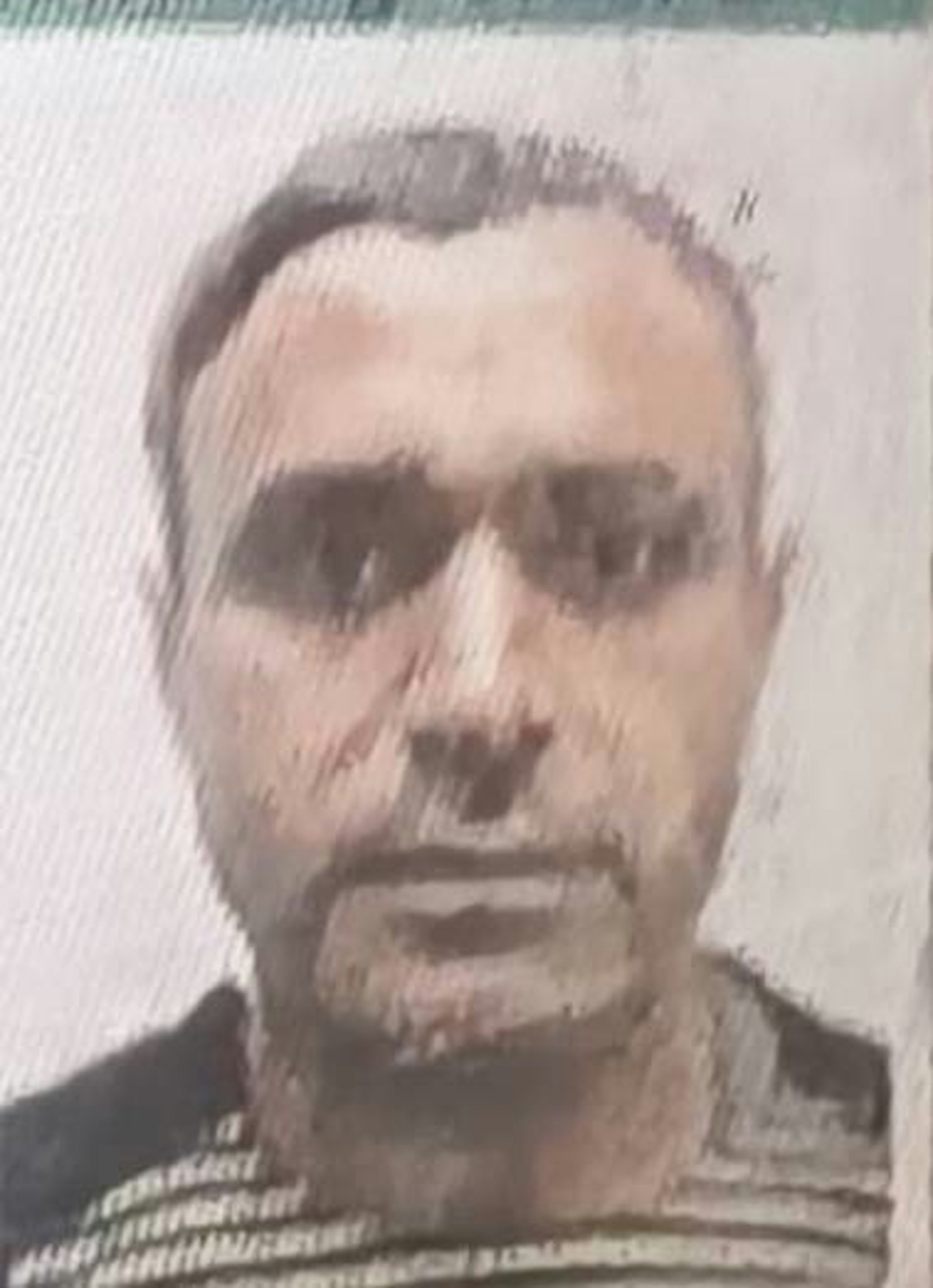 34歲私家車男乘客Faisal任職地盤工,除夕夜下班後偕友人外出遊玩慶祝,詎料慘遭橫禍離世,遺下父母、妻子及兩名幼女。