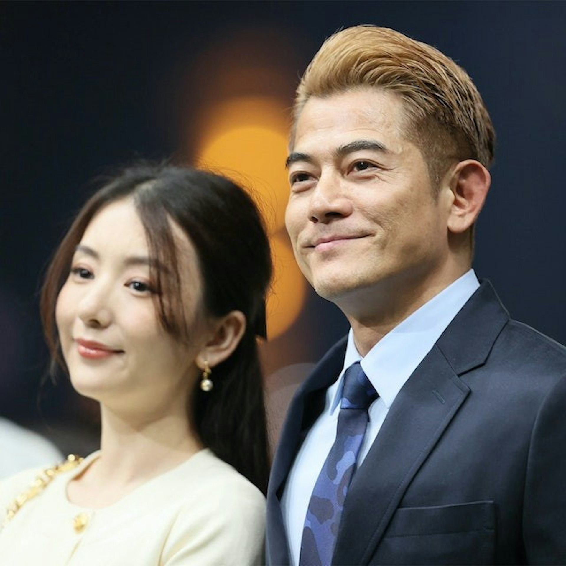 城城與老婆方媛齊齊支持愛駒出賽。(HKJC Racing fb) 城城與老婆方媛齊齊支持愛駒出賽。(HKJC Racing fb)