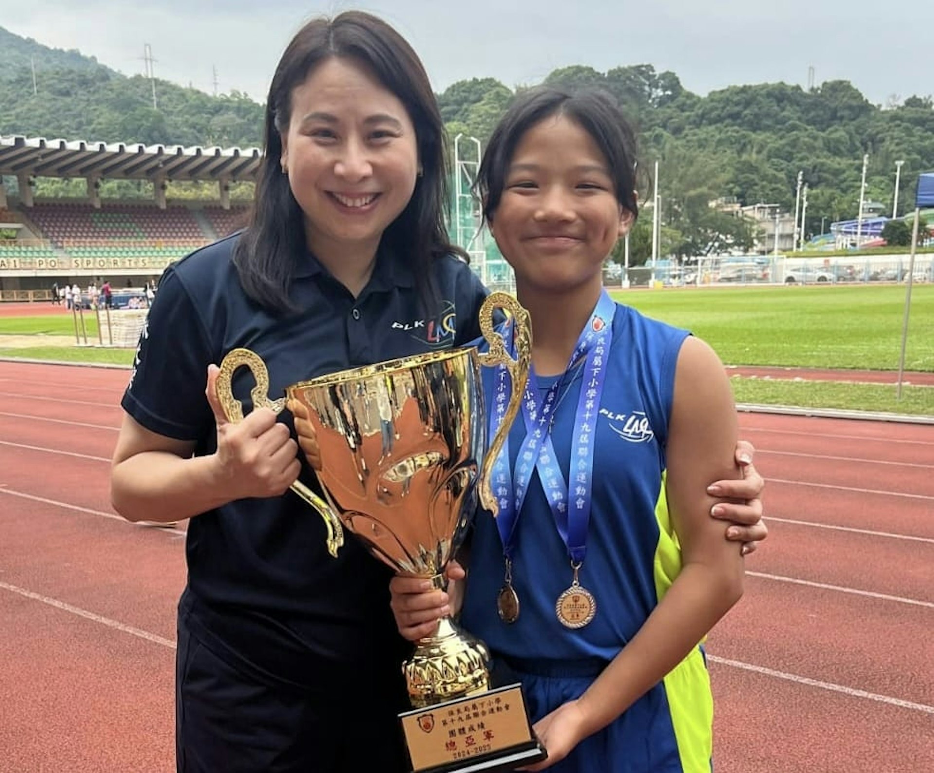 (香港直接資助學校議會提供) (香港直接資助學校議會提供)