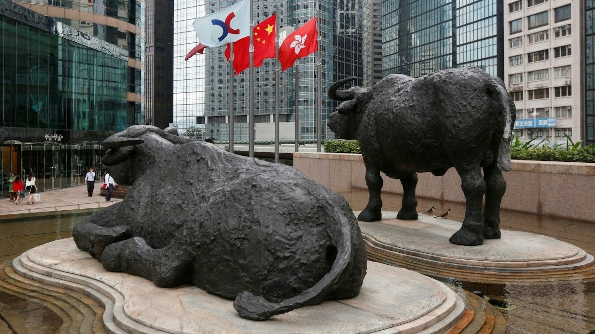 香港可作為進入中國市場的「跳板」,也是內地及東盟企業集資的地方。 香港可作為進入中國市場的「跳板」,也是內地及東盟企業集資的地方。