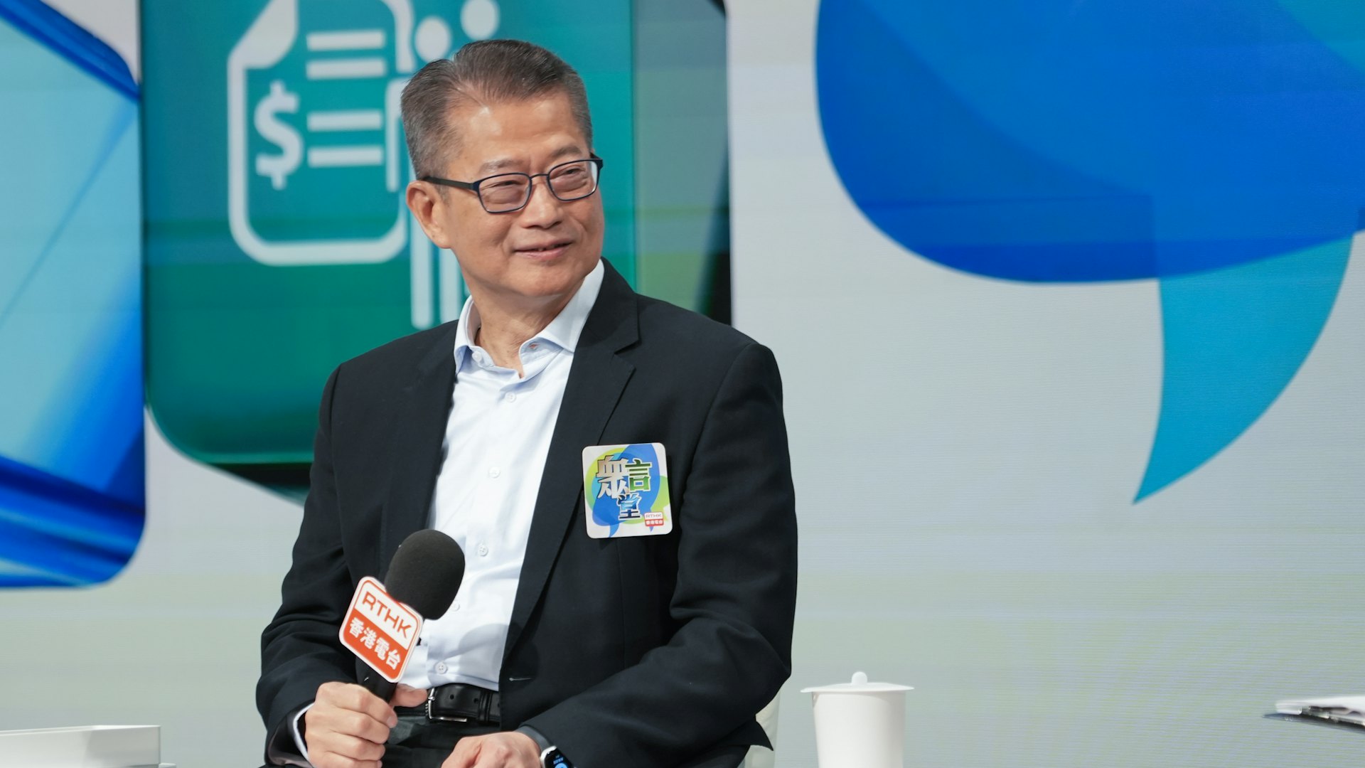 2025預算案|再修訂赤字估算至千億元以下 陳茂波:不重推勾地表 2025預算案|再修訂赤字估算至千億元以下 陳茂波:不重推勾地表
