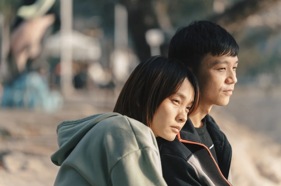 香港家庭倫理劇情片《虎毒不》，由《淪落人》導演陳小娟執導，談善言、「小野」盧鎮業領銜主演。（《虎毒不》電影劇照）
