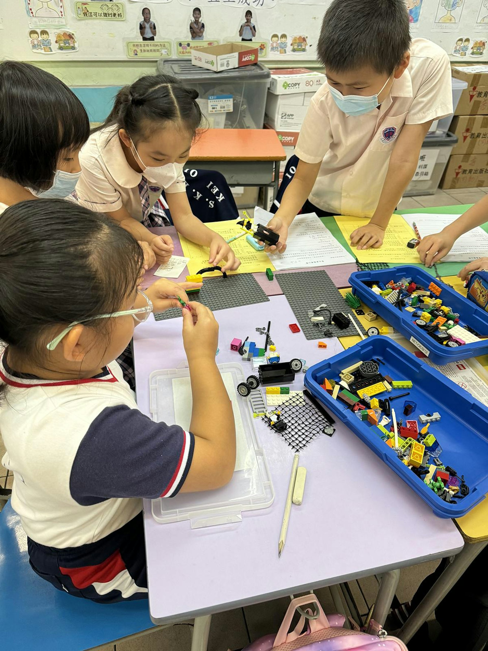 筆者學校三年級的同學以Lego砌出他們心中的理想社區。(張樂霈校長提供) 筆者學校三年級的同學以Lego砌出他們心中的理想社區。(張樂霈校長提供)