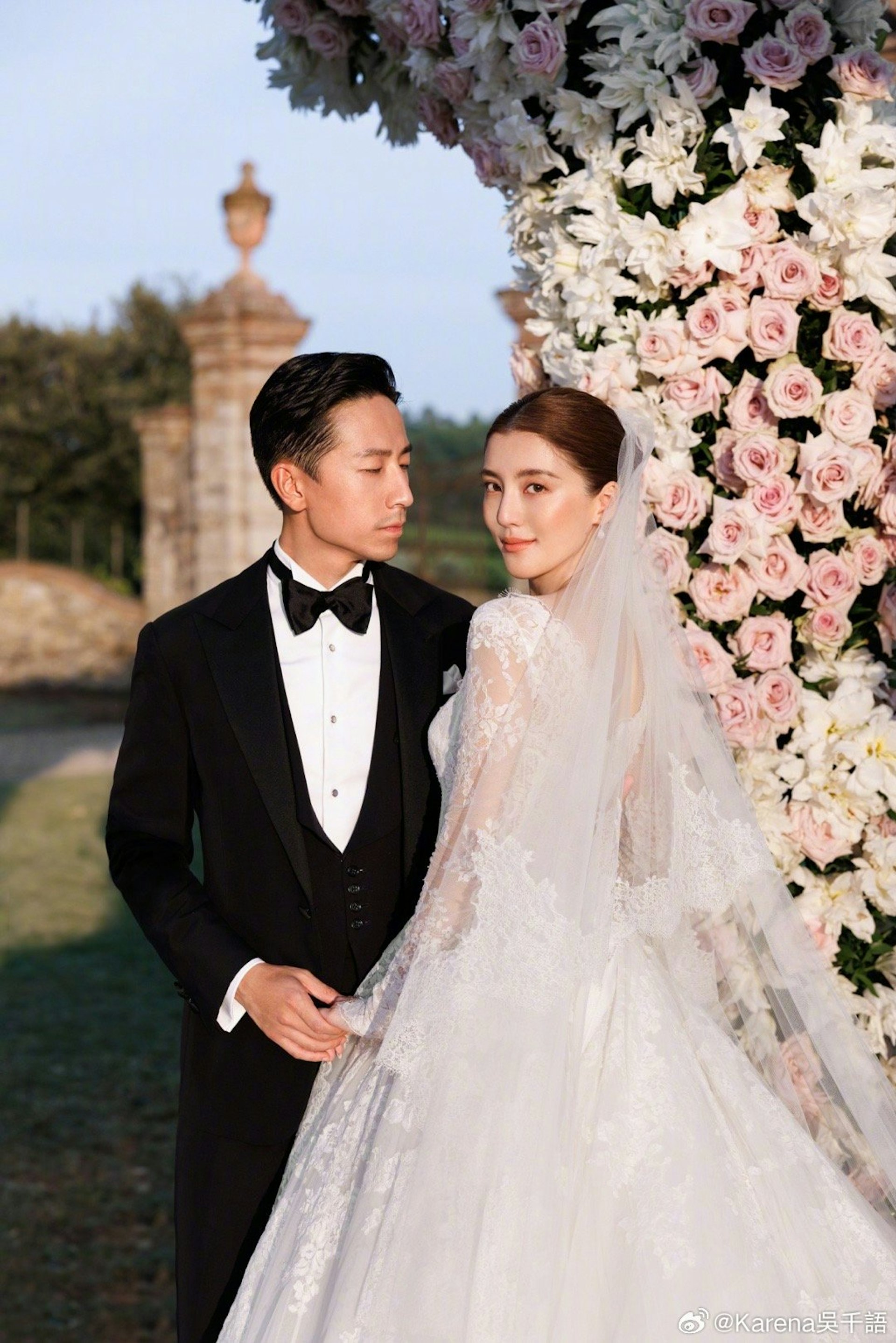 吴千语回应豪门婚后“假怀孕”传闻:盆骨前倾与服装剪裁是主因 吴千语回应豪门婚后“假怀孕”传闻:盆骨前倾与服装剪裁是主因