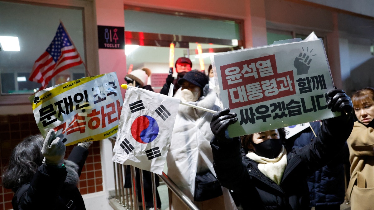 ������֧���߷�ŭ���뺫����Ժ�ƻ� ��������ǰ����ɢ