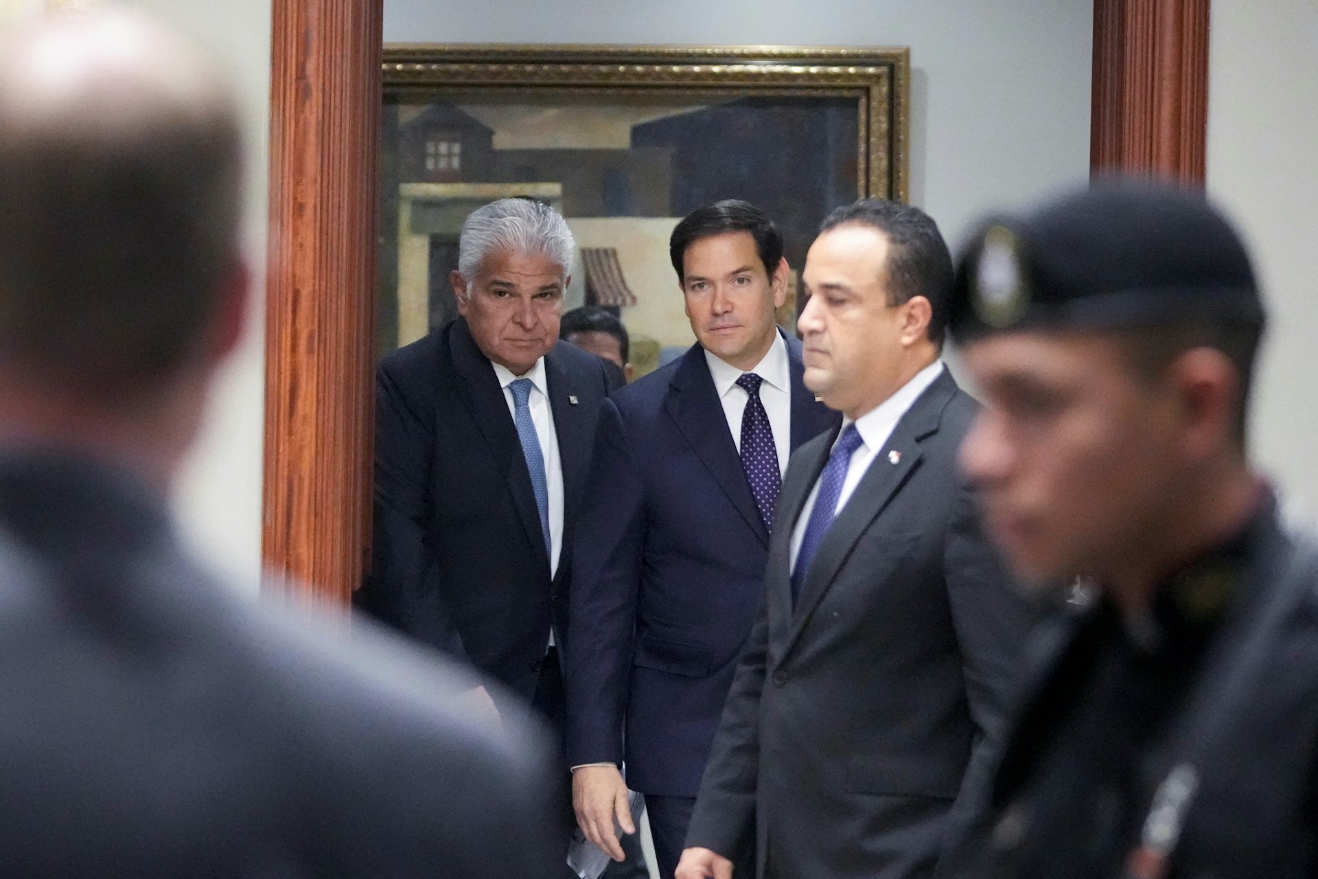 圖為2025年2月2日,美國國務卿魯比奧(Marco Rubio)到訪巴拿馬,與巴拿馬總統穆利諾(Jose Raul Mulino)舉行會晤。(Reuters) 圖為2025年2月2日,美國國務卿魯比奧(Marco Rubio)到訪巴拿馬,與巴拿馬總統穆利諾(Jose Raul Mulino)舉行會晤。(Reuters)