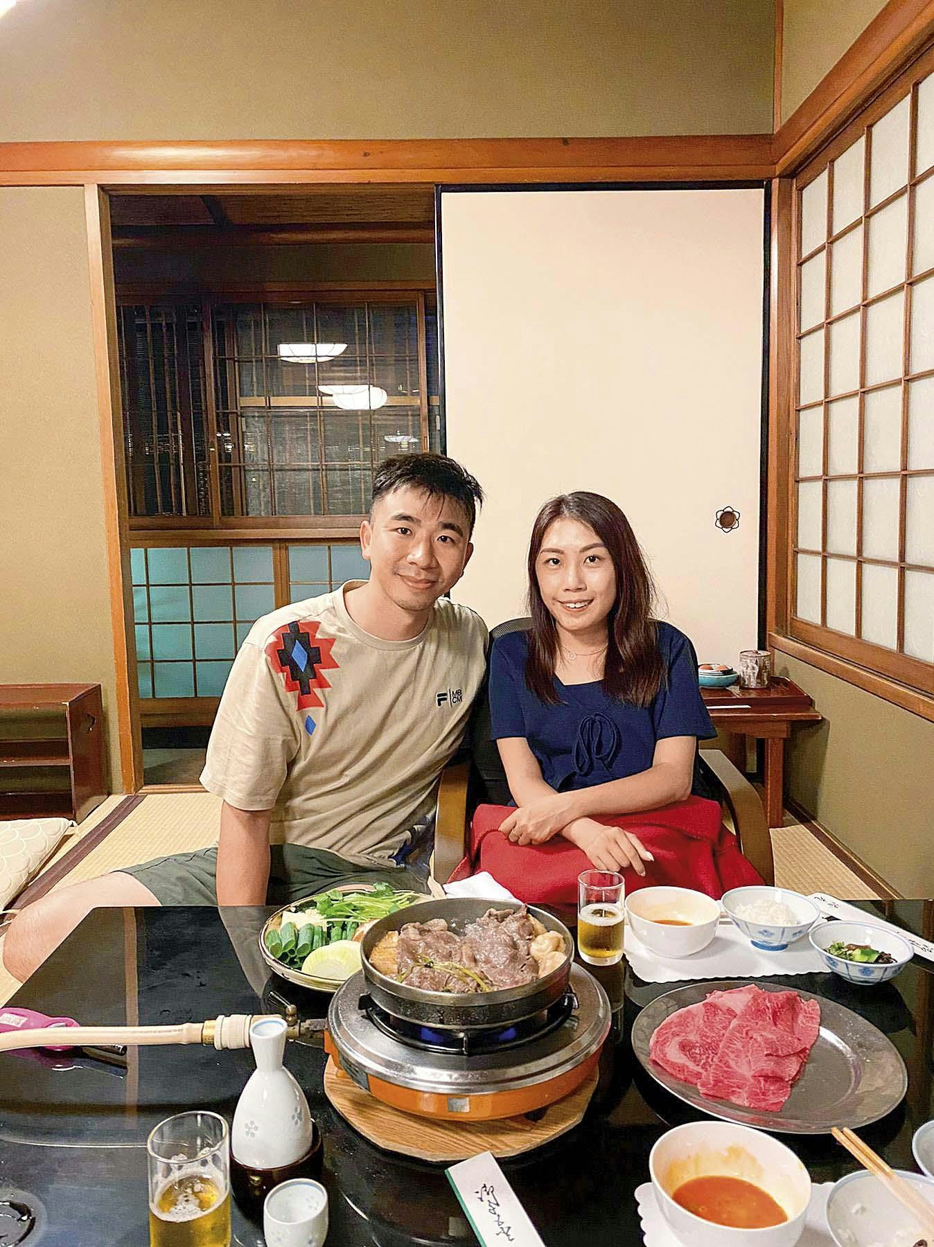 何宛淇喜愛四出發掘美食,不時上載與李榮傑去旅行時的飲食照片。(相片由何宛淇提供)