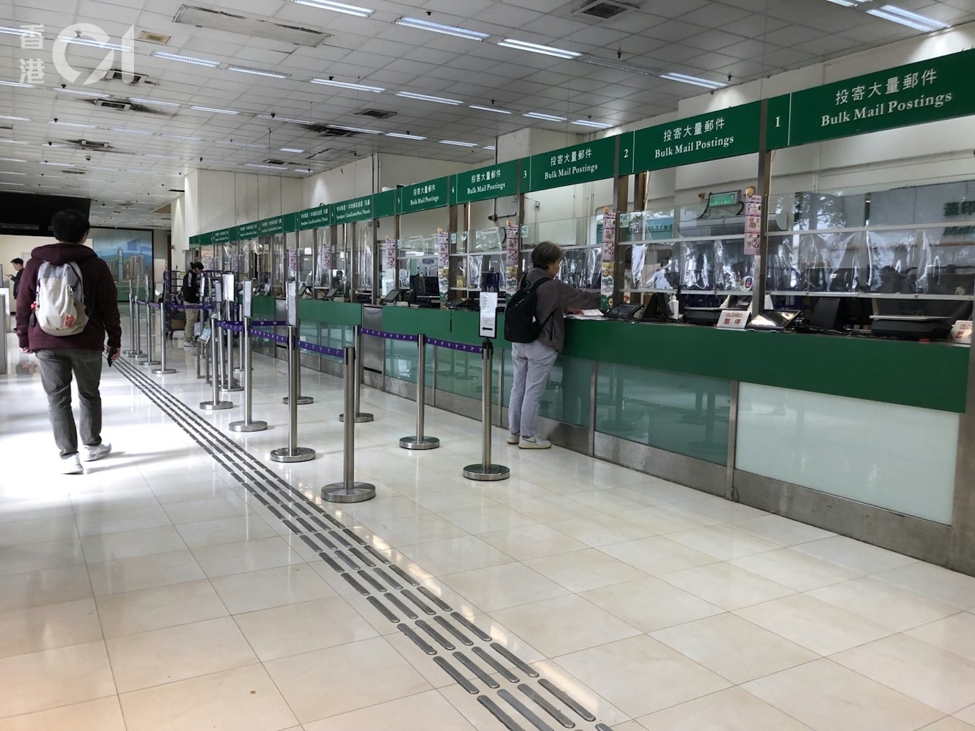 香港郵政4月16日稱暫停接收寄往美國內載貨品郵件。(資料圖片/吳綽詩攝) 香港郵政4月16日稱暫停接收寄往美國內載貨品郵件。(資料圖片/吳綽詩攝)