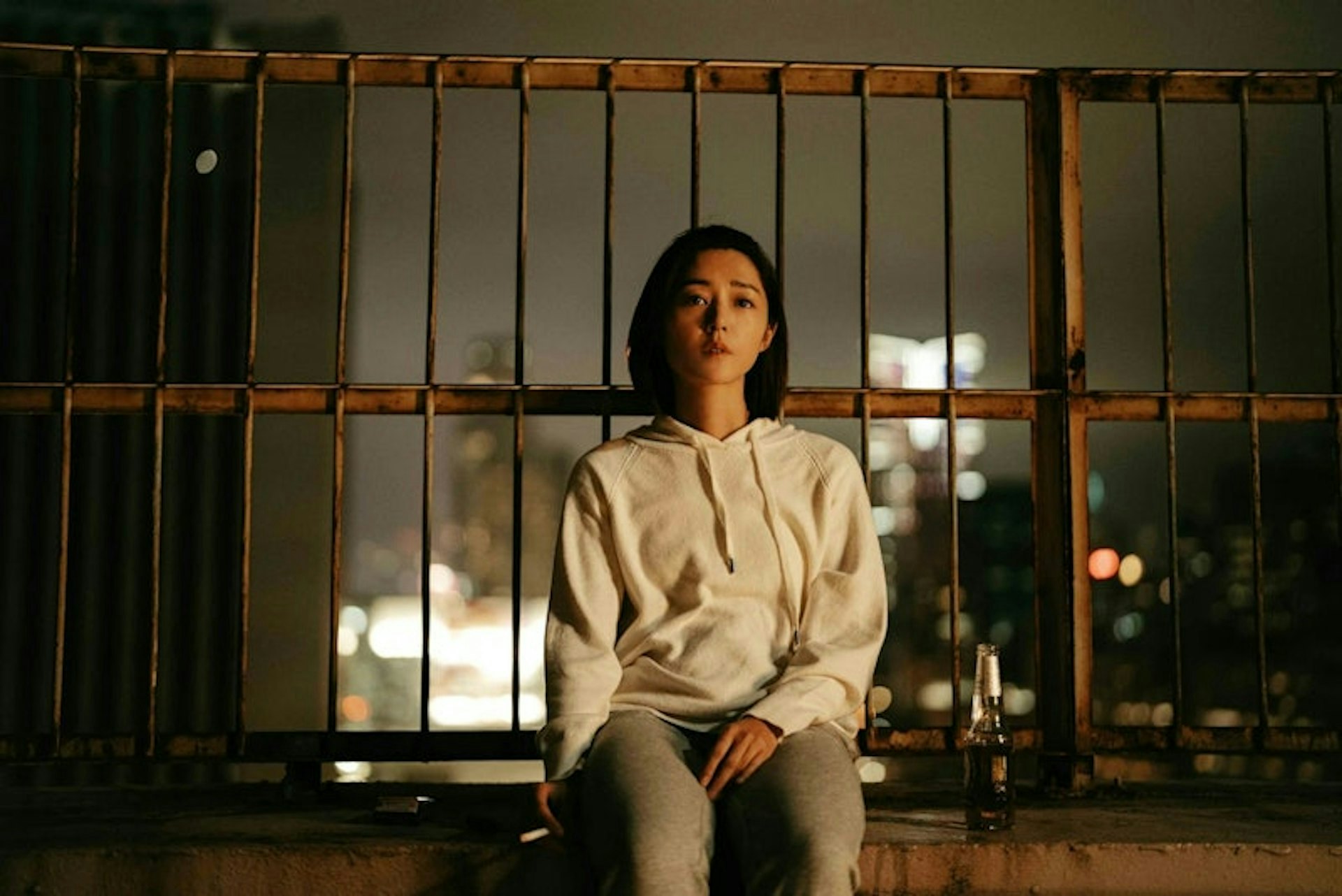 台灣有投身殯葬業的女生分享,指被親戚蔑視她從事「丟臉」的工作。(《破·地獄》劇照) 台灣有投身殯葬業的女生分享,指被親戚蔑視她從事「丟臉」的工作。(《破·地獄》劇照)