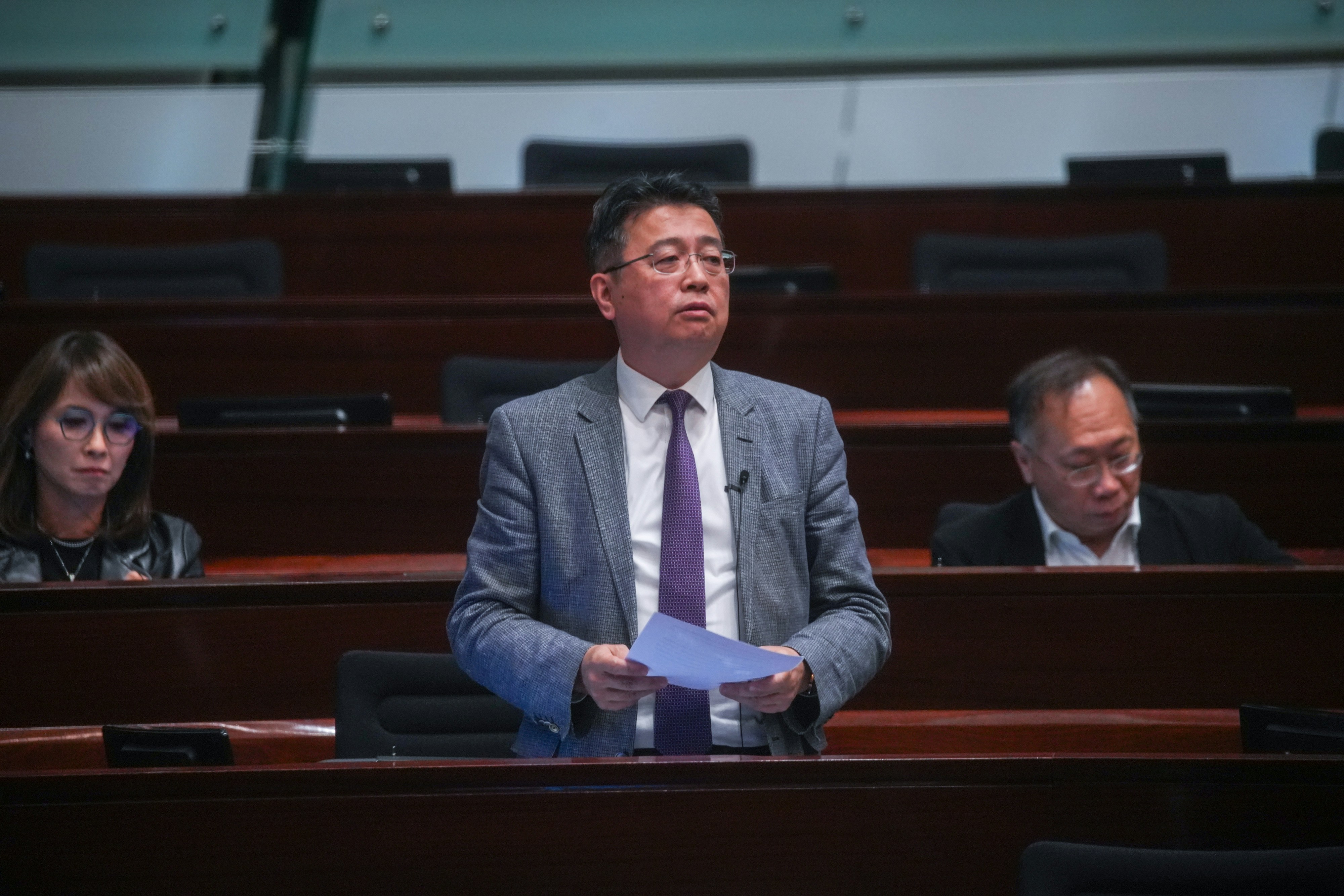 劉智鵬:香港招生國際生方向與英美一致 大學生水平不比哈佛低