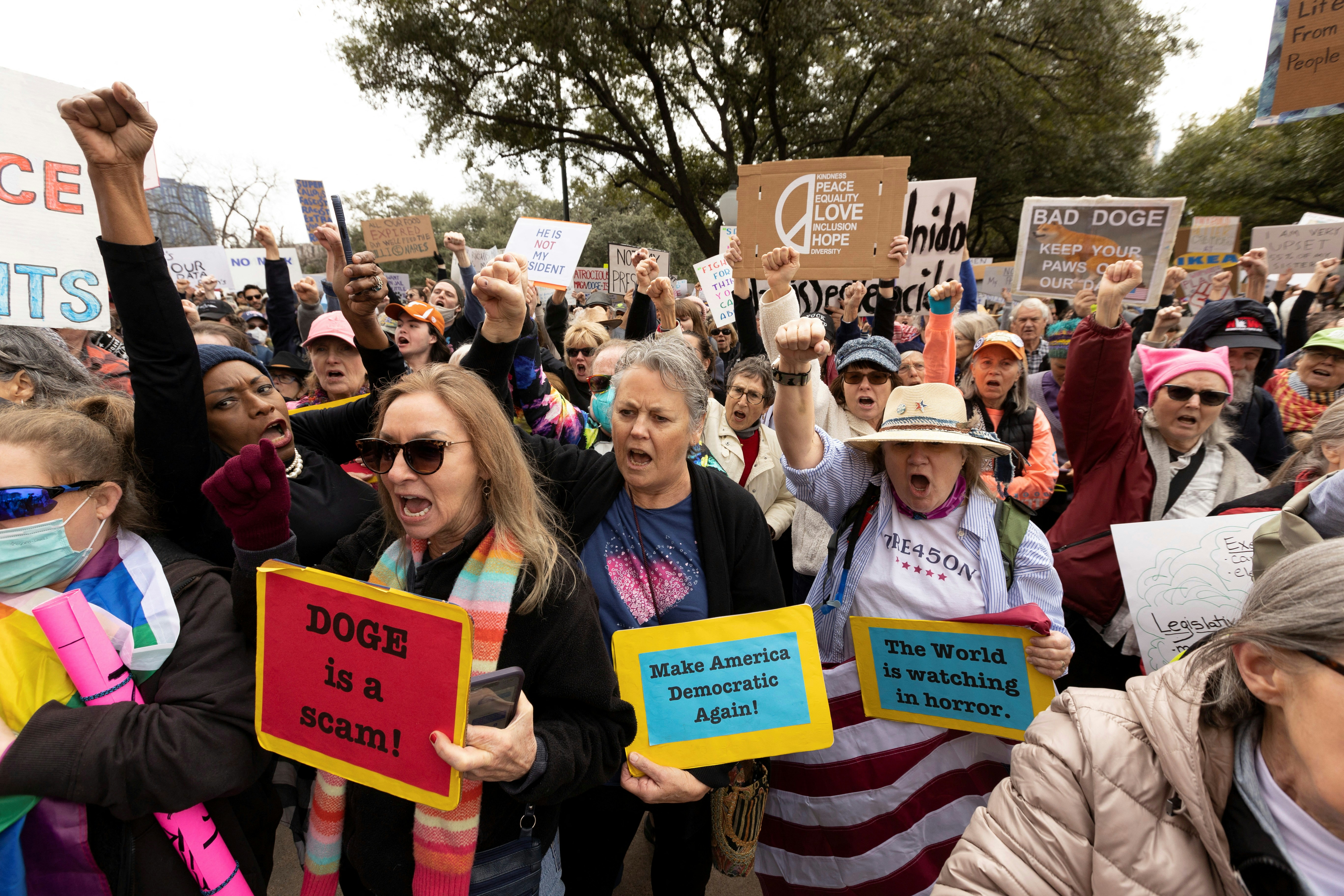 馬斯克政府效率部21人辭職拒絕協助廢除關鍵公共服務