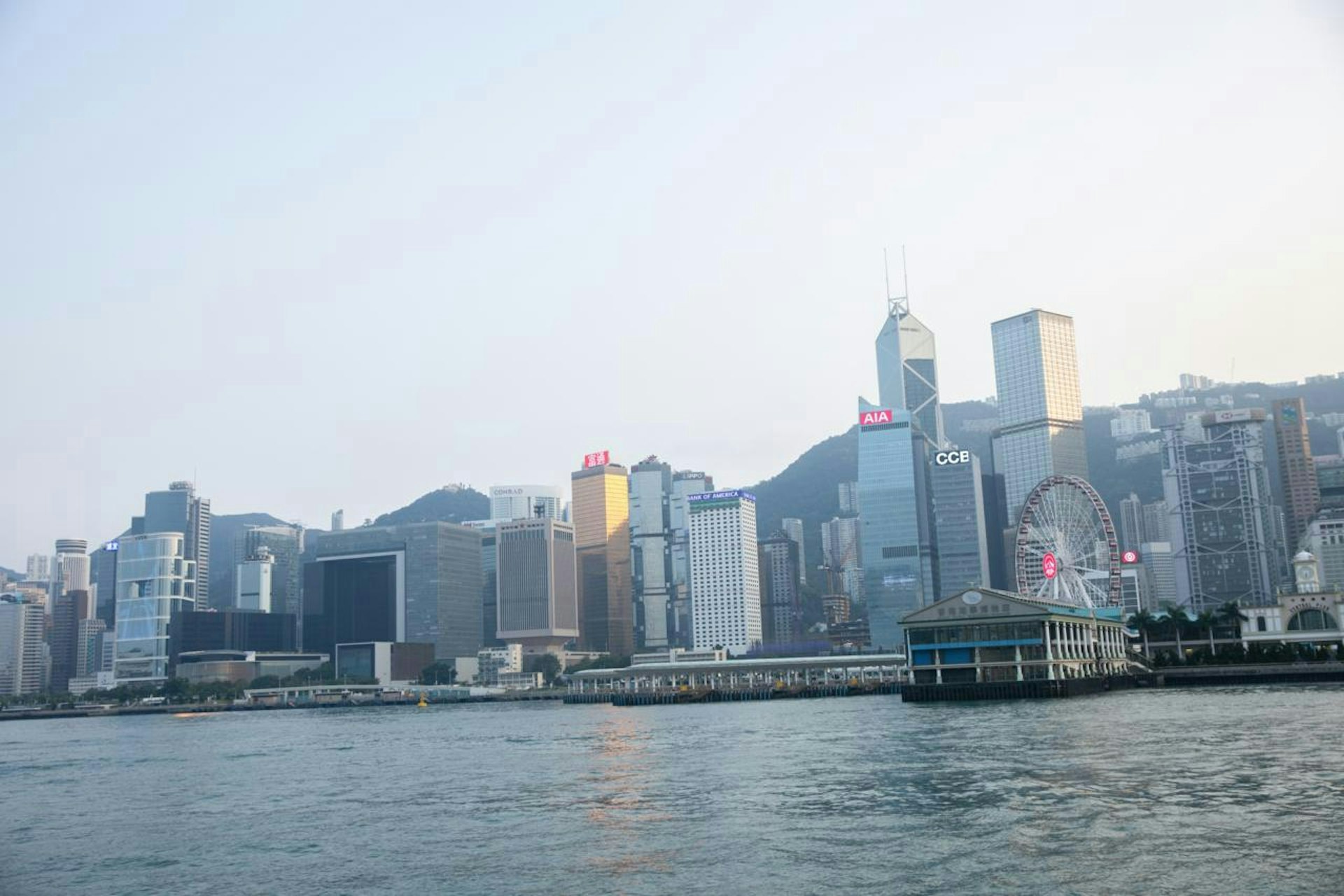 香港蝉联全球最自由经济体:国际贸易自由稳居榜首,监管排名第二 香港蝉联全球最自由经济体:国际贸易自由稳居榜首,监管排名第二