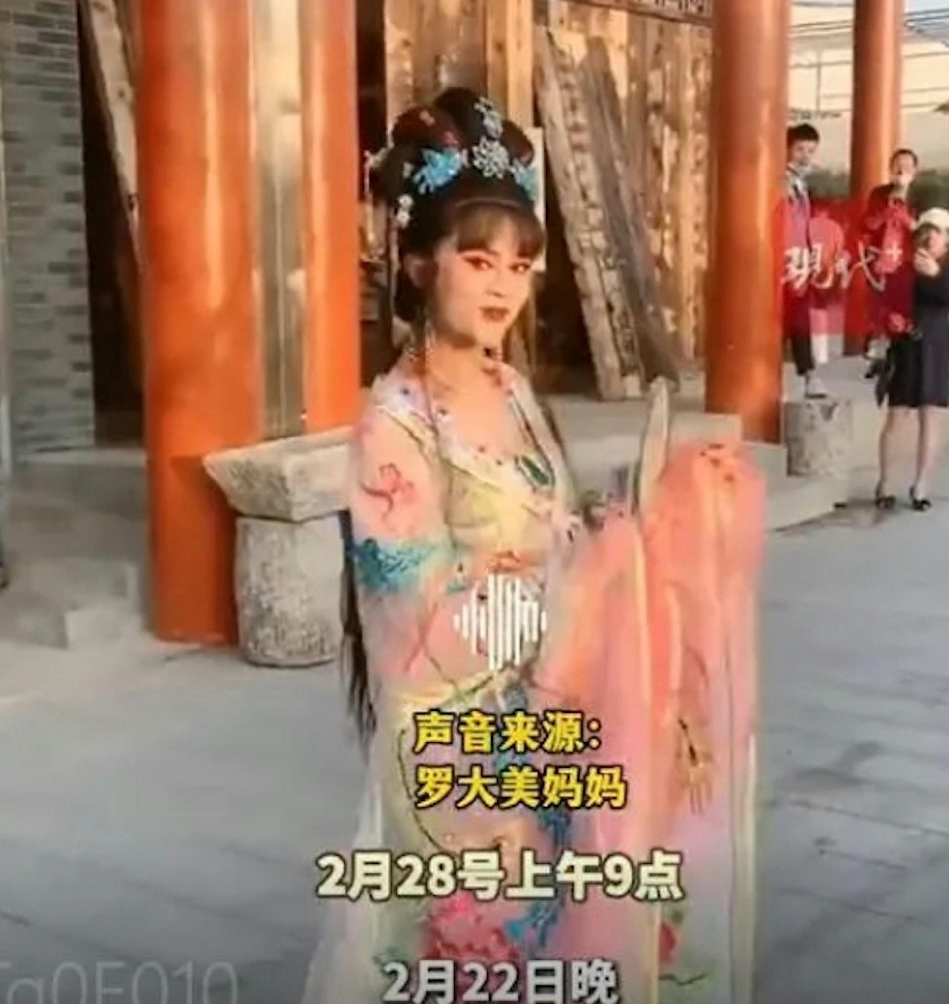 羅大美反串模樣十分嬌美。(新浪微博) 羅大美反串模樣十分嬌美。(新浪微博)