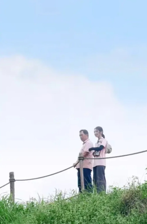 黎颖钧和爸爸(一条授权使用)