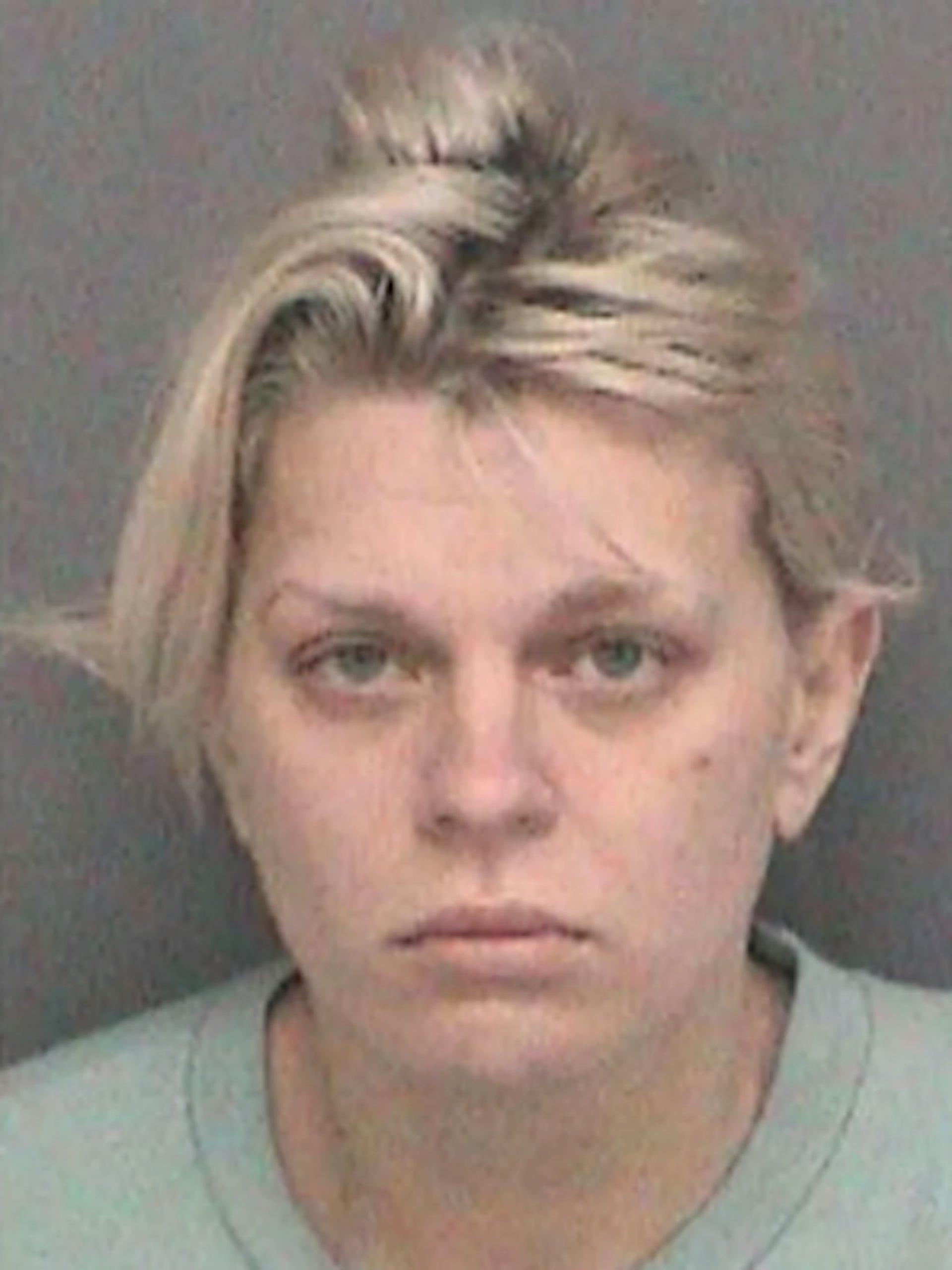 31歲女教師布列塔尼.福廷伯里(Brittany Fortinberry)曾於印第安納波利斯社區學校任教數學,被控性侵、性騷擾及猥褻未成年男學生。(Morgan County Sheriff’s Office) 31歲女教師布列塔尼.福廷伯里(Brittany Fortinberry)曾於印第安納波利斯社區學校任教數學,被控性侵、性騷擾及猥褻未成年男學生。(Morgan County Sheriff’s Office)
