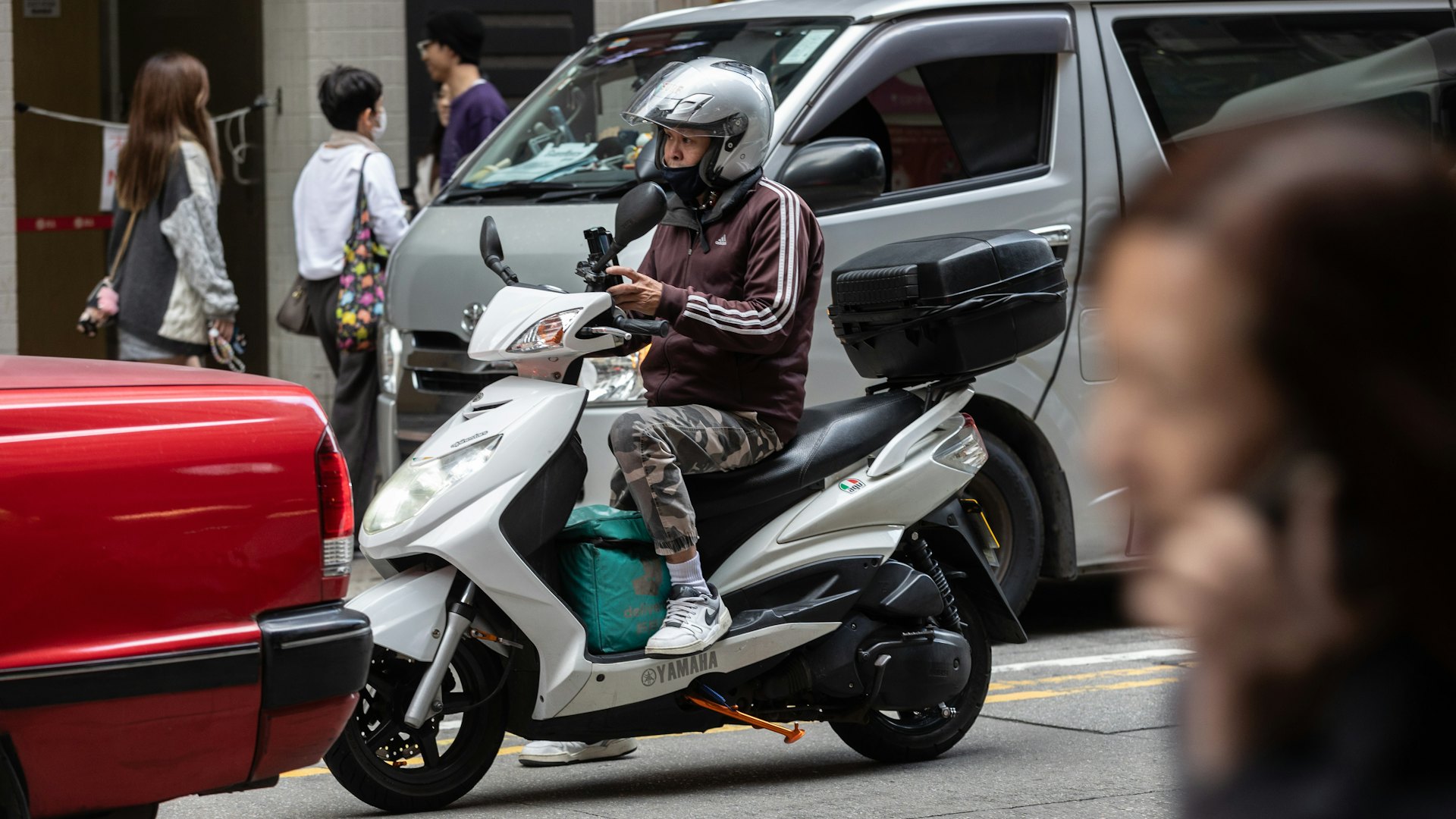 Deliveroo戶戶送撤港|明星廣告不敵燒錢 營銷專家:平台差異低 Deliveroo戶戶送撤港|明星廣告不敵燒錢 營銷專家:平台差異低