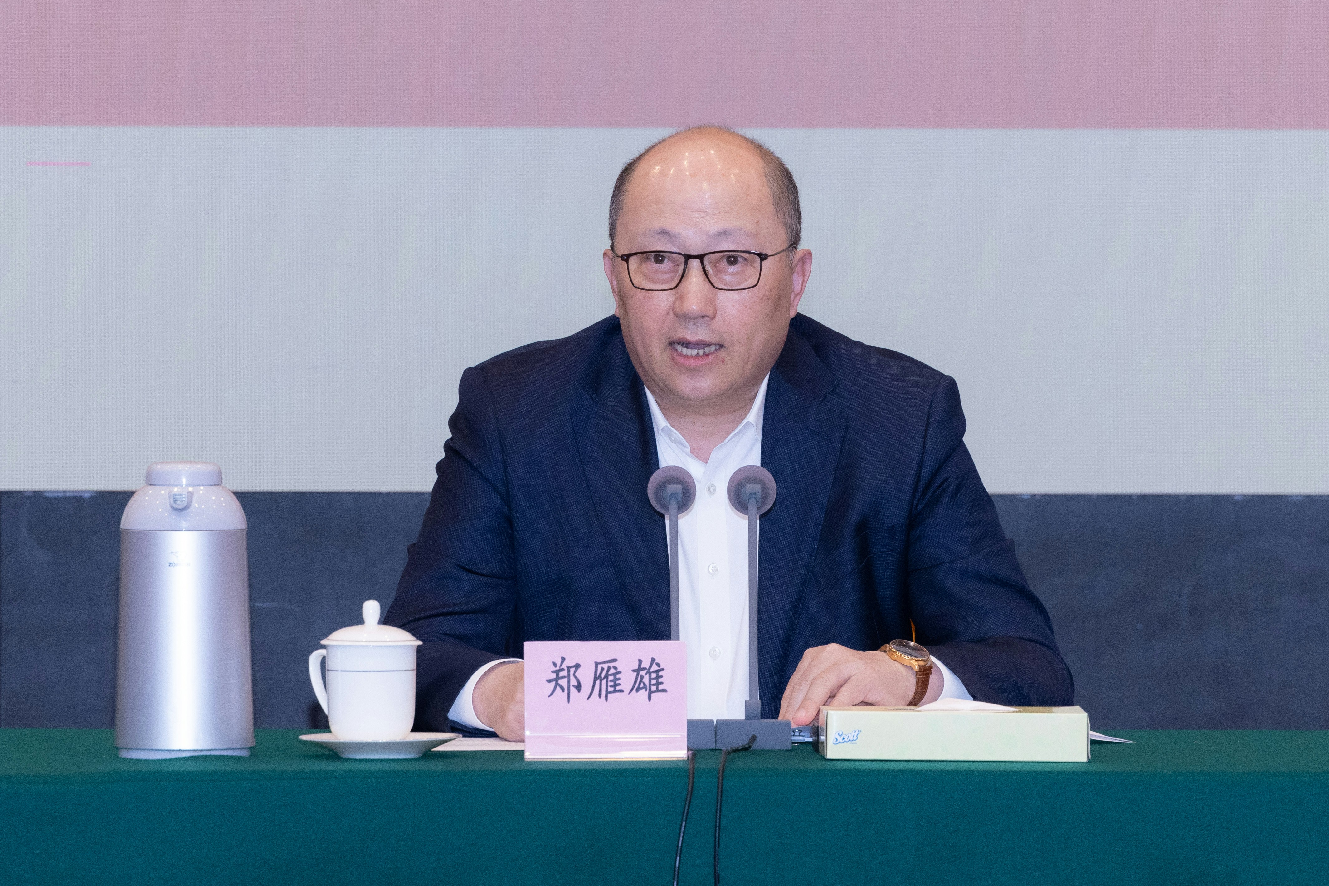 鄭雁雄。（中聯辦圖片）