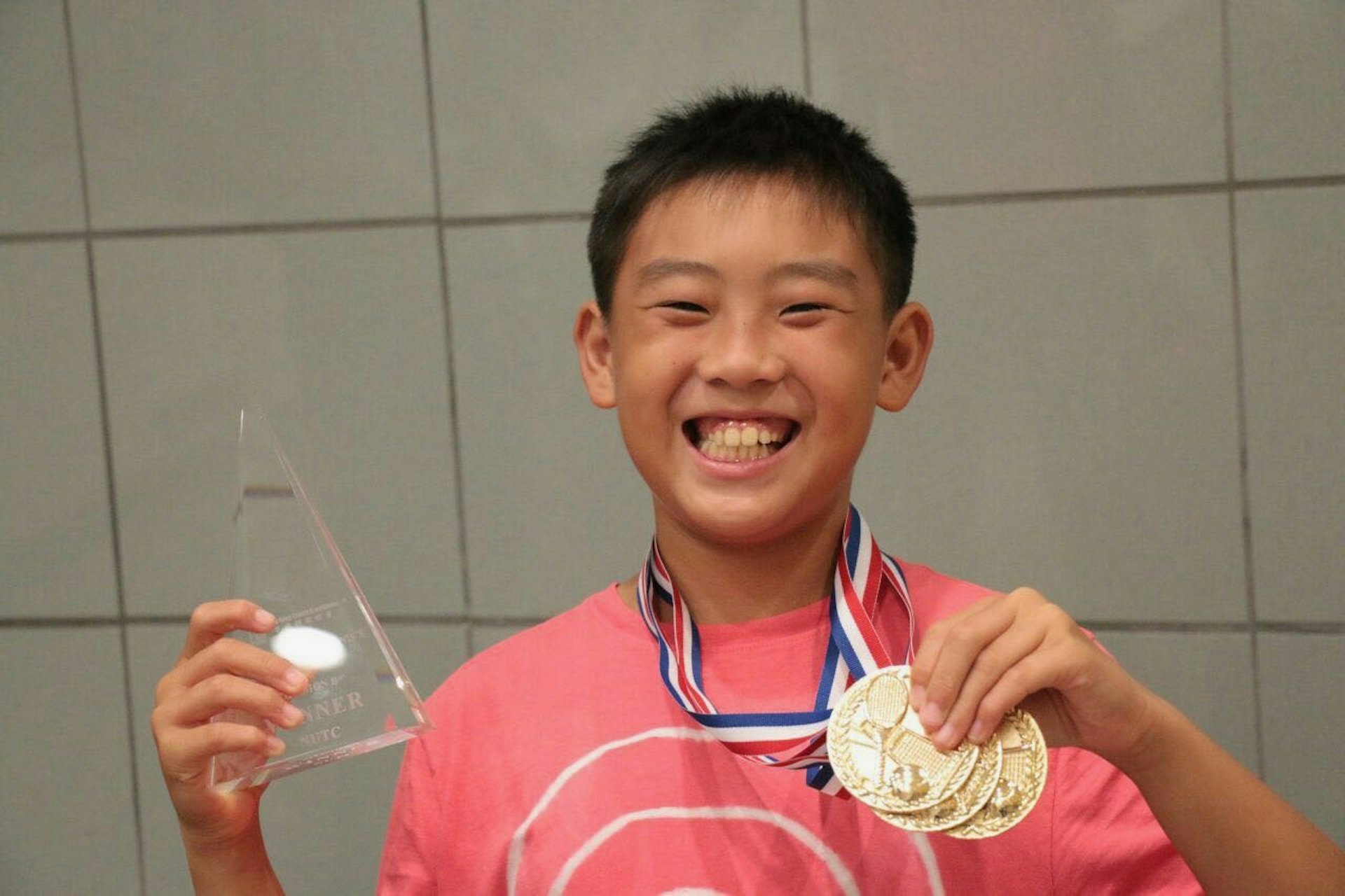 黃澤林5歲學打網球自此迷上,經常於比賽取得獎項,奠定他朝職業運動員之路進發。