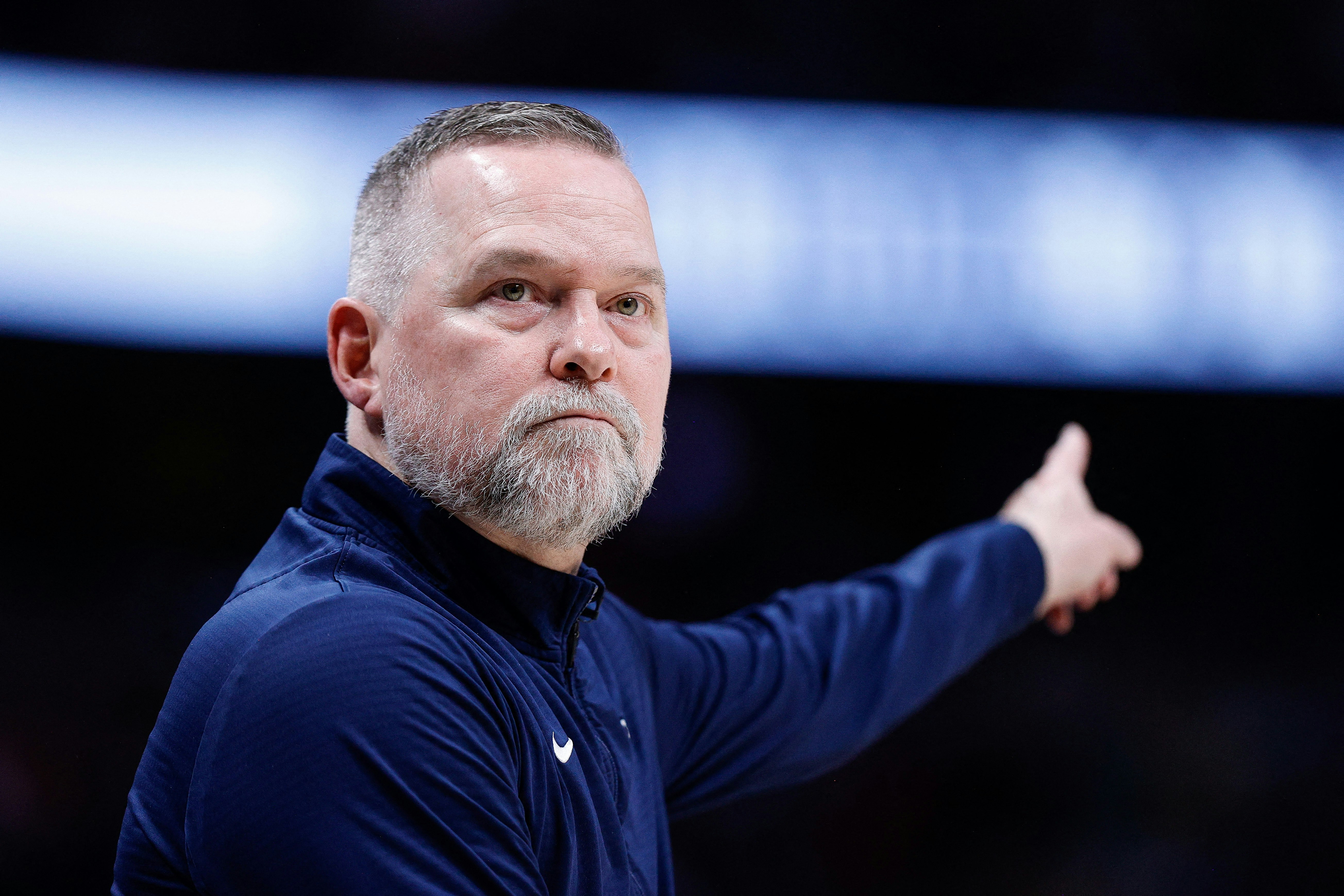 NBA常規賽關鍵時刻，金塊突然辭退冠軍教頭。（路透社）