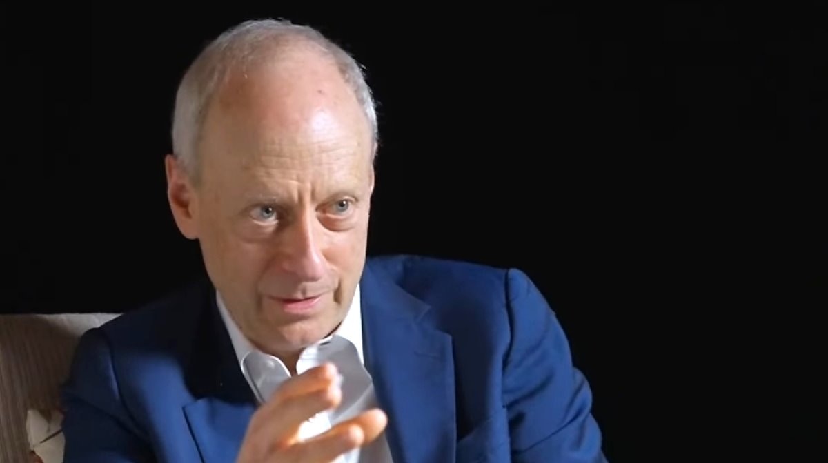 專訪哈佛「正義教授」Michael Sandel:讓AI管理的社會是不公正的
