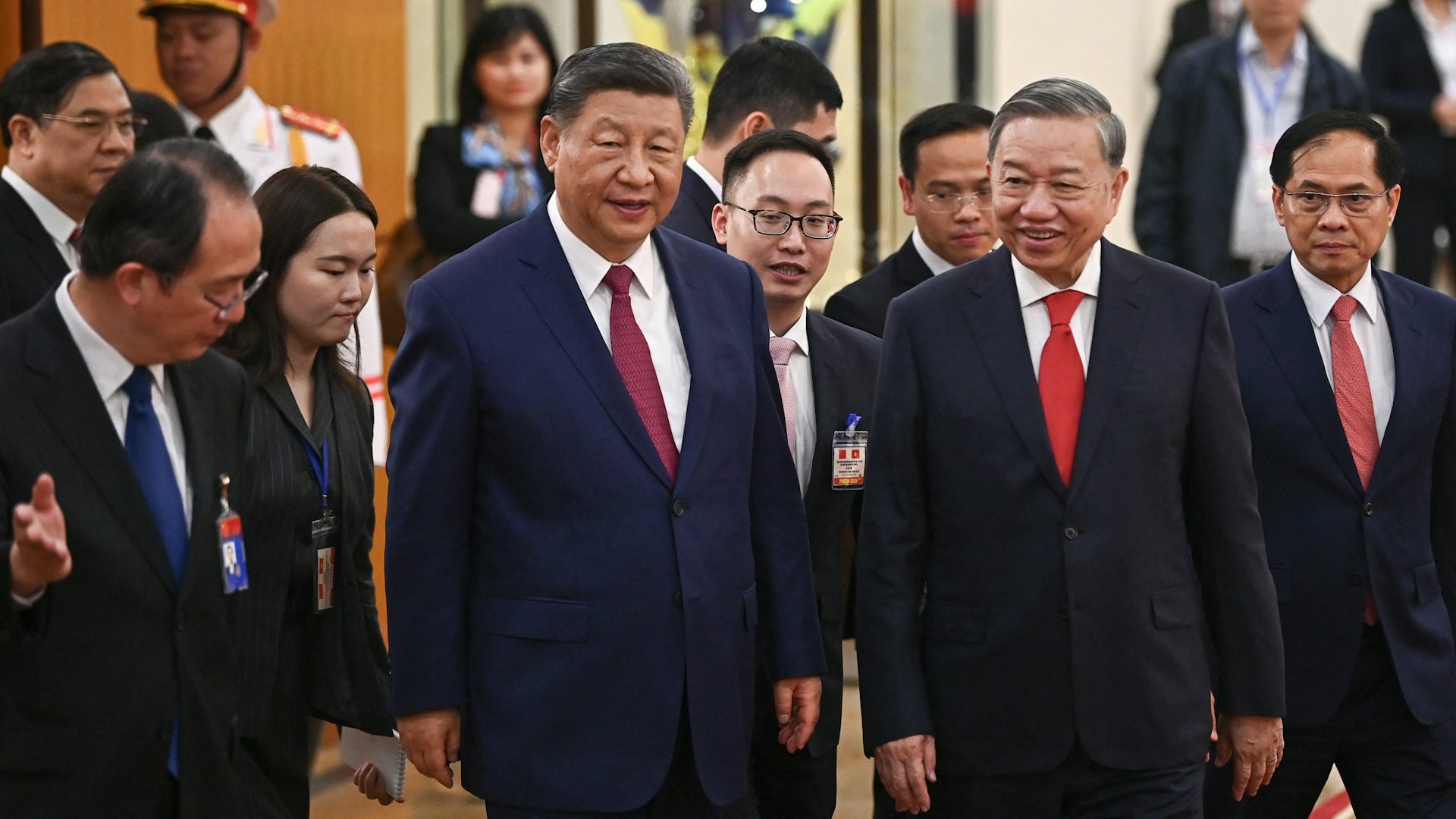 習近平晤越共總書記蘇林 中越據報簽署鐵路連接和供應鏈協議 習近平晤越共總書記蘇林 中越據報簽署鐵路連接和供應鏈協議