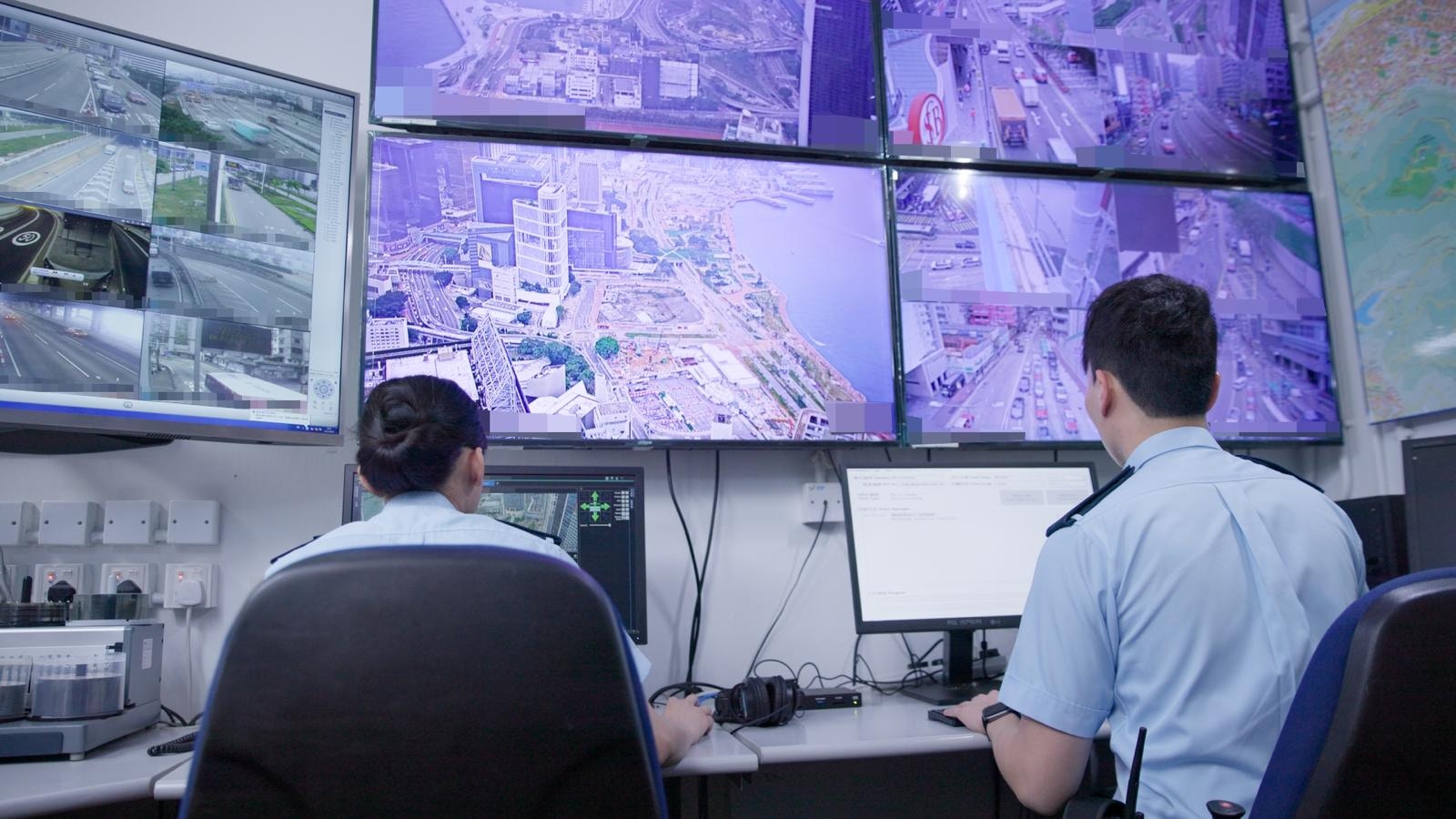 去中環灣仔注意警方4.22起4地點用運輸署CCTV影片捉違例司機