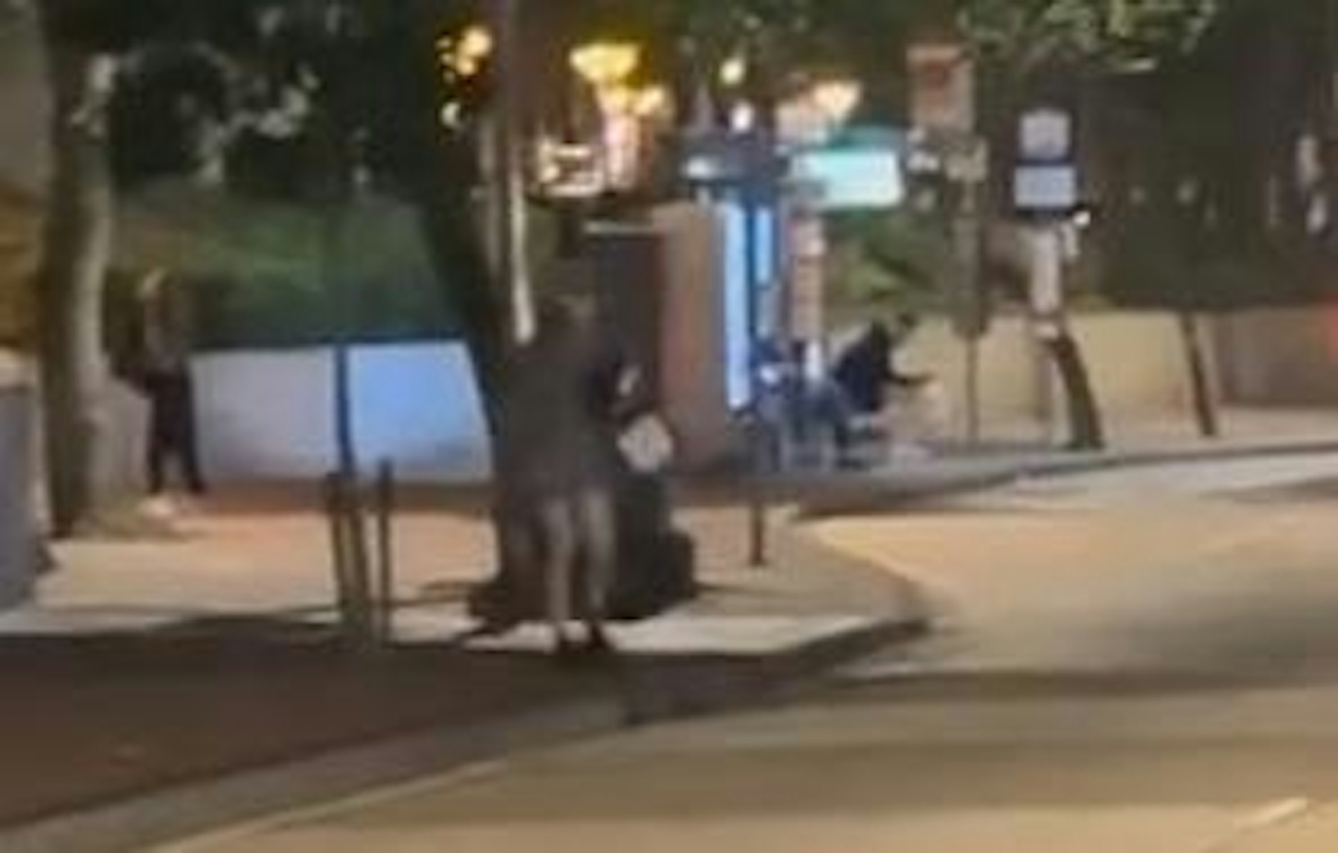 不少網民關注女子美貌。(wingt1ng/threads影片截圖) 不少網民關注女子美貌。(wingt1ng/threads影片截圖)