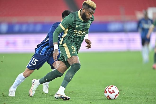 外媒：中超浙江隊28歲外籍前鋒布彭扎　從11樓墮下身亡