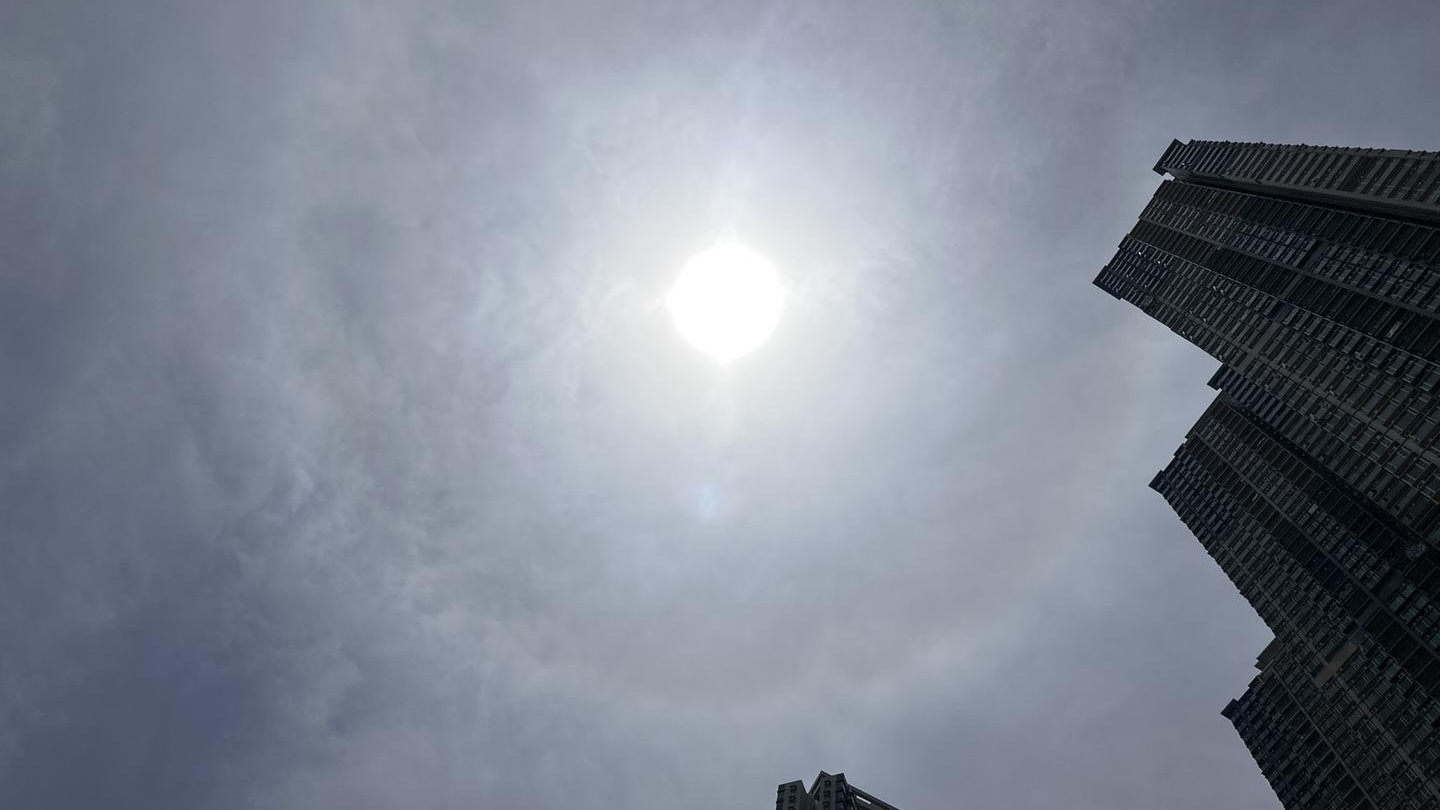 復活節假期|天文台料未來六天炎熱有驟雨 下周一天晴最高見30度 復活節假期|天文台料未來六天炎熱有驟雨 下周一天晴最高見30度