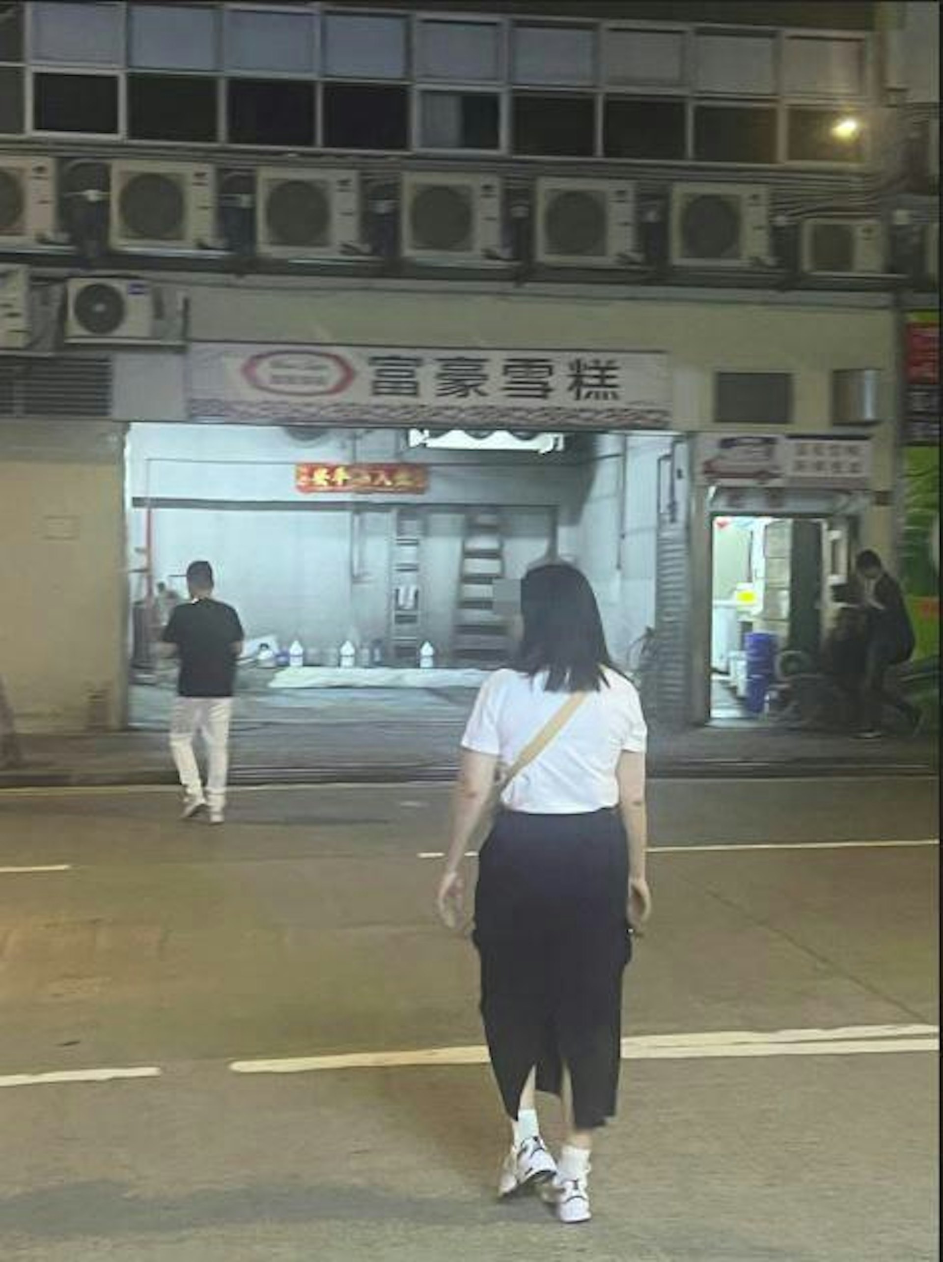 有網民發帖表示於火炭發現「懷疑拎錢黨」。(Threads) 有網民發帖表示於火炭發現「懷疑拎錢黨」。(Threads)