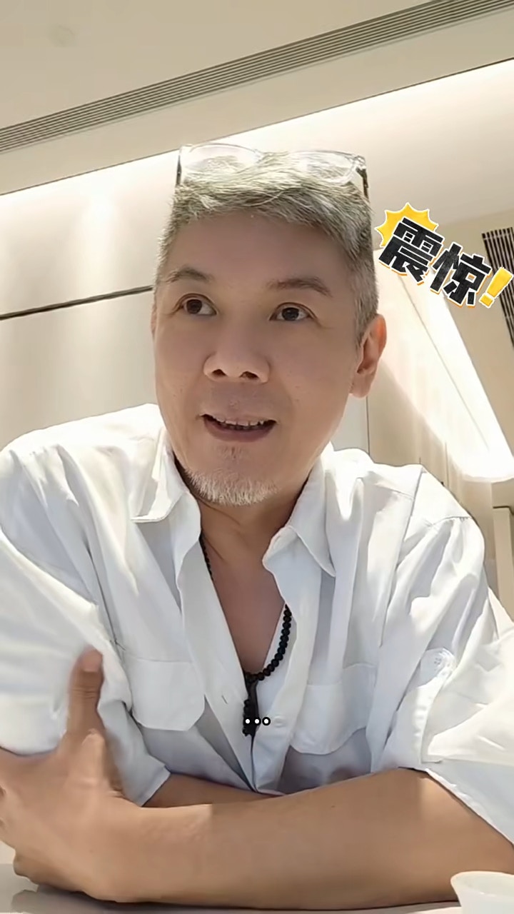 現年54歲嘅「TVB御用惡人」彭皓鋒（Peter），2013年7月發現直腸內有一個約5厘米嘅腫瘤，證實患上直腸癌第3期。（截圖）