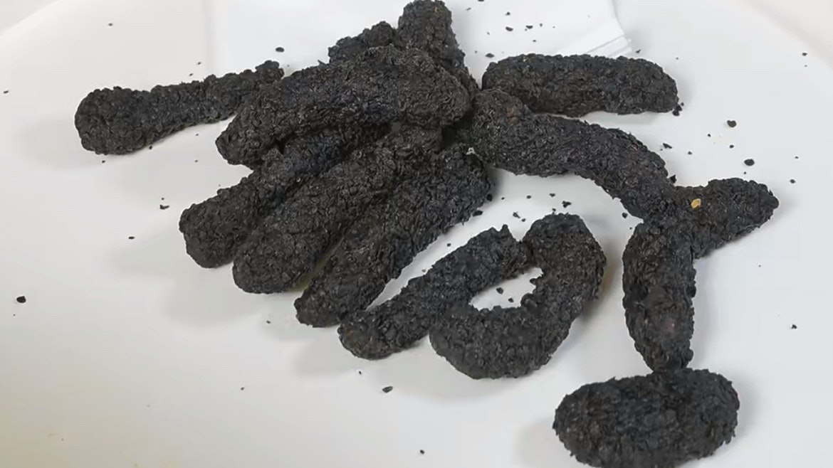 內地連鎖炸雞店推新產品 網民笑言似足一物:拉都拉不出這麽像的 內地連鎖炸雞店推新產品 網民笑言似足一物:拉都拉不出這麽像的