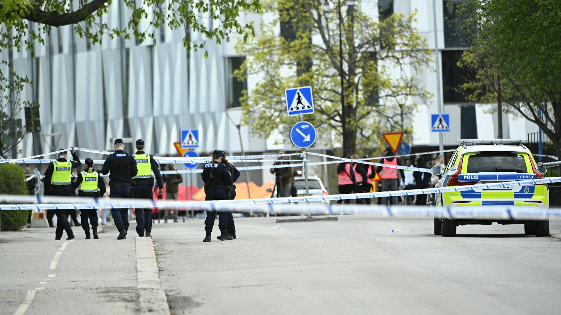 瑞典烏普薩拉市中心爆槍擊 至少3死多人傷 槍手在逃 瑞典烏普薩拉市中心爆槍擊 至少3死多人傷 槍手在逃