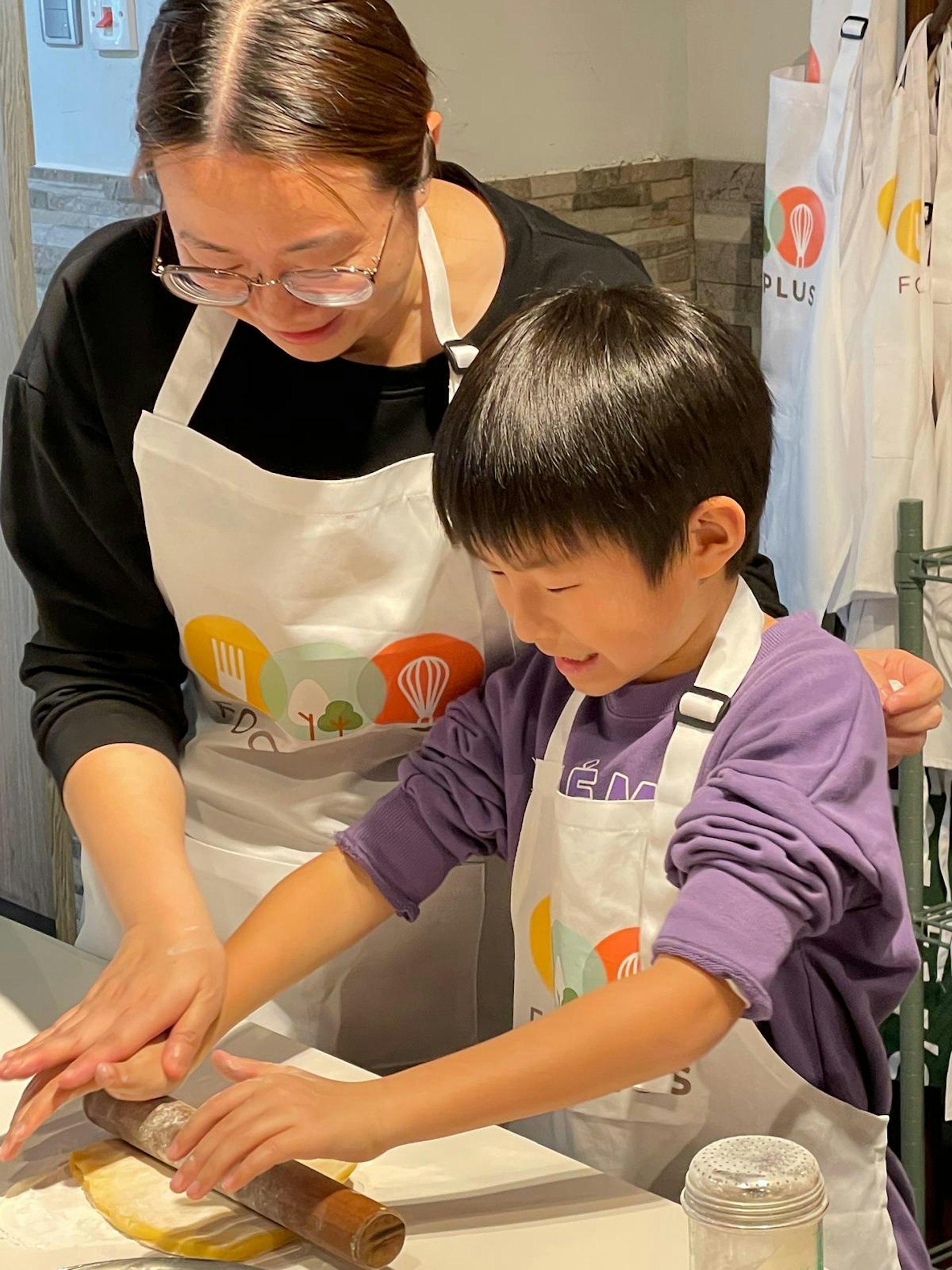 筆者學校舉辦多元化的親子活動,增加家長與孩子溝通的機會。(校長提供) 筆者學校舉辦多元化的親子活動,增加家長與孩子溝通的機會。(校長提供)