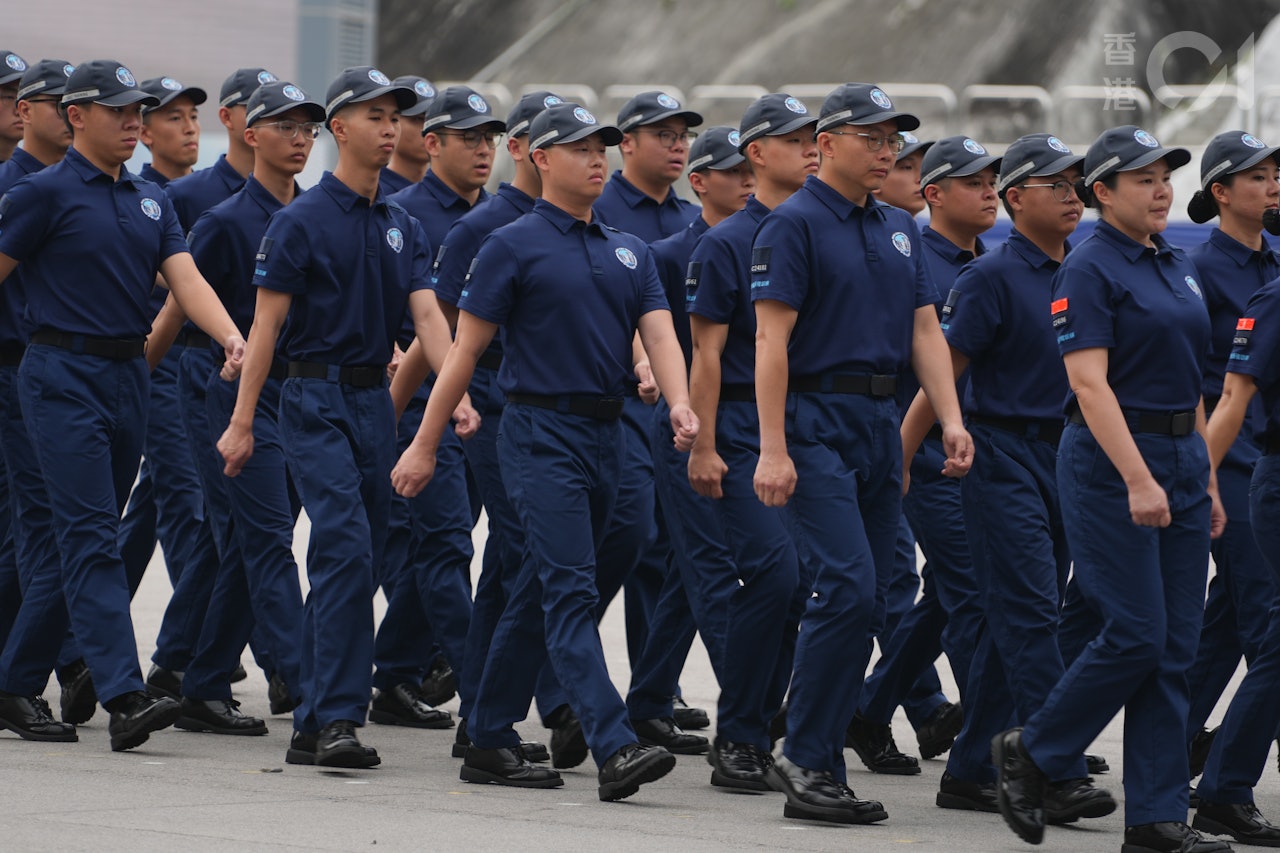 首屆學警預備課程共116名學員5月3日畢業,警方舉行畢業會操。(黃浩謙攝) 首屆學警預備課程共116名學員5月3日畢業,警方舉行畢業會操。(黃浩謙攝)