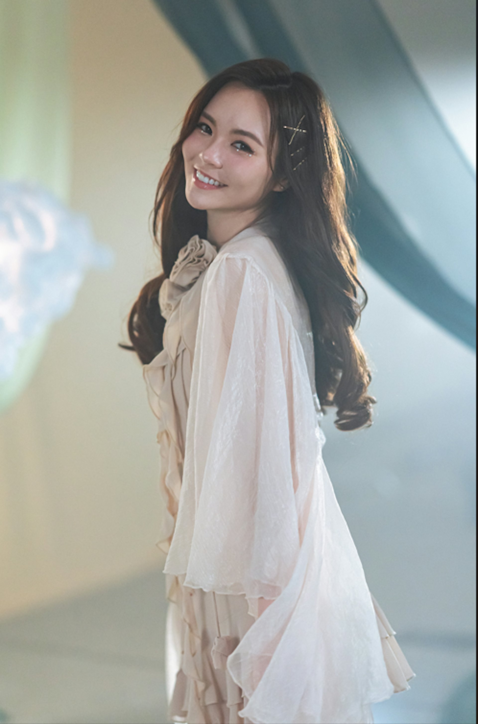 冼婉雯(Jess Sin)十多年前開始翻唱別人的歌。 冼婉雯(Jess Sin)十多年前開始翻唱別人的歌。