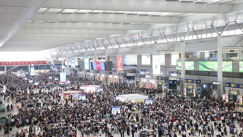 上海浦东虹桥机场取消入口安检 中国城市过度安检成热议话题?