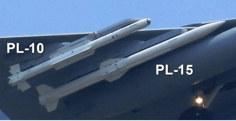 中国制霹雳-15（PL-15）空对空导弹。 （网络图片）