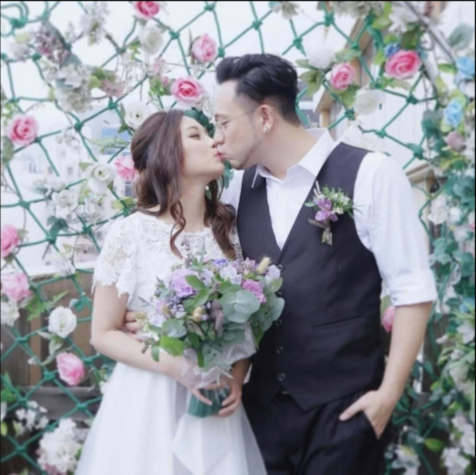 張致恒同雯雯當年係奉子成婚。 張致恒同雯雯當年係奉子成婚。