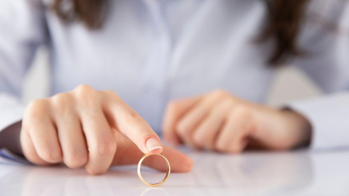 希臘驚現AI離婚案!人妻竟因ChatGPT解讀「咖啡渣」指控丈夫外遇 希臘驚現AI離婚案!人妻竟因ChatGPT解讀「咖啡渣」指控丈夫外遇
