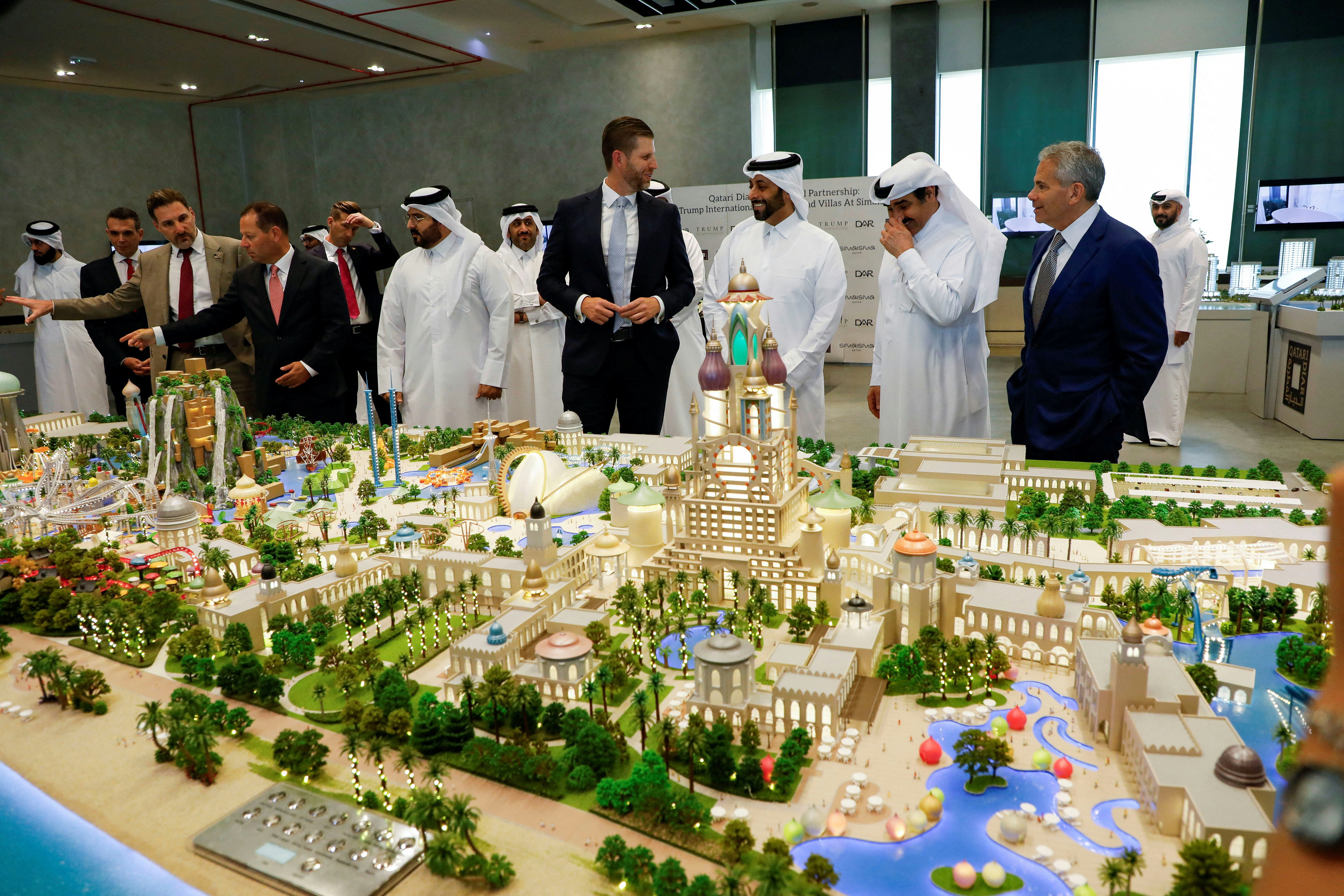 美越展開貿易談判之際越南政府批准特朗普集團15億美元投資項目