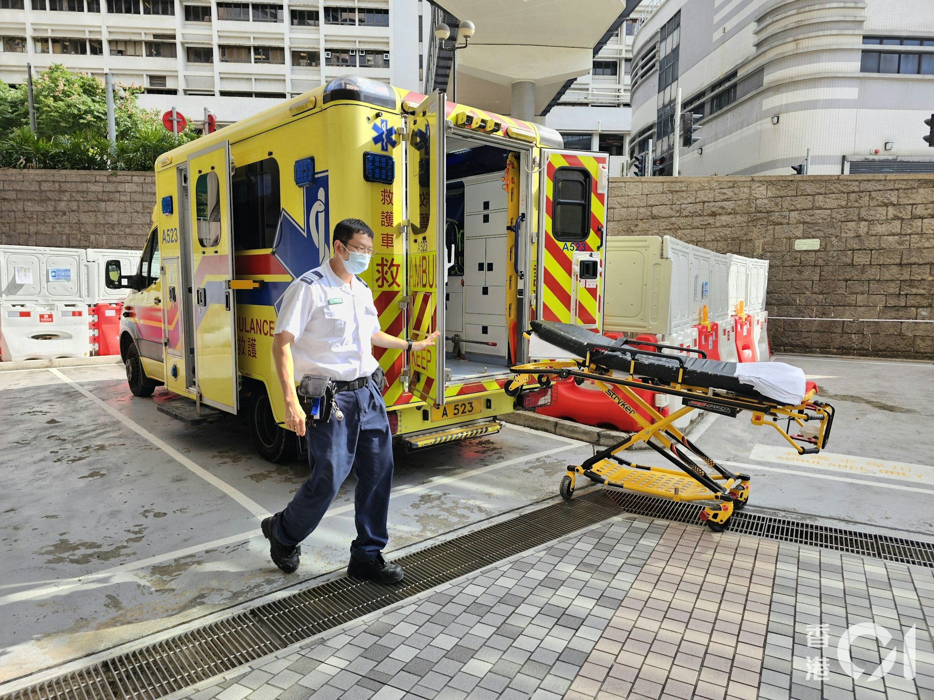 事主昏迷被送往威爾斯親王醫院搶救,惜返魂乏術。(梁偉權攝)