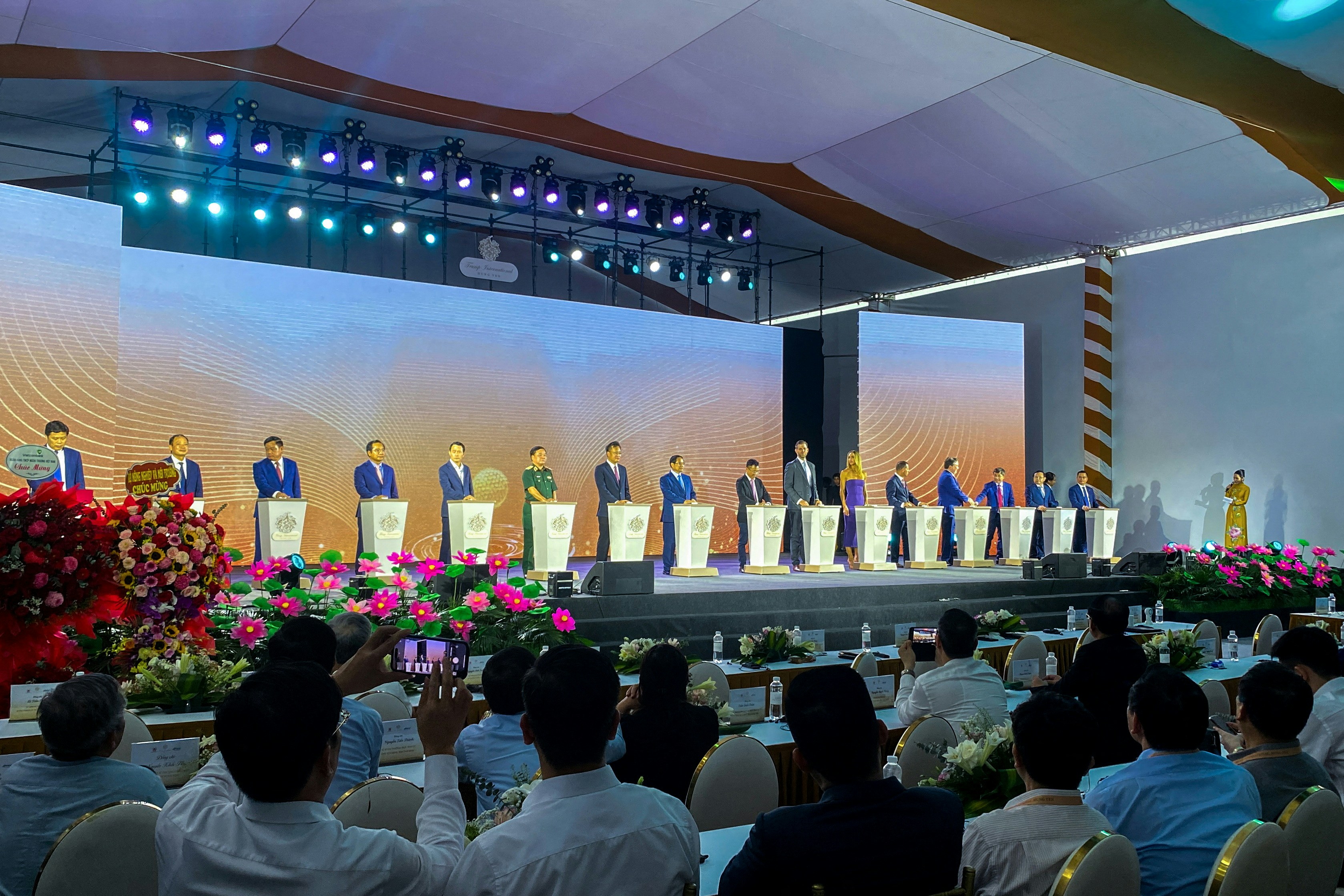 特朗普兒子出席越南高球場項目動土美媒：去年當選前已簽約