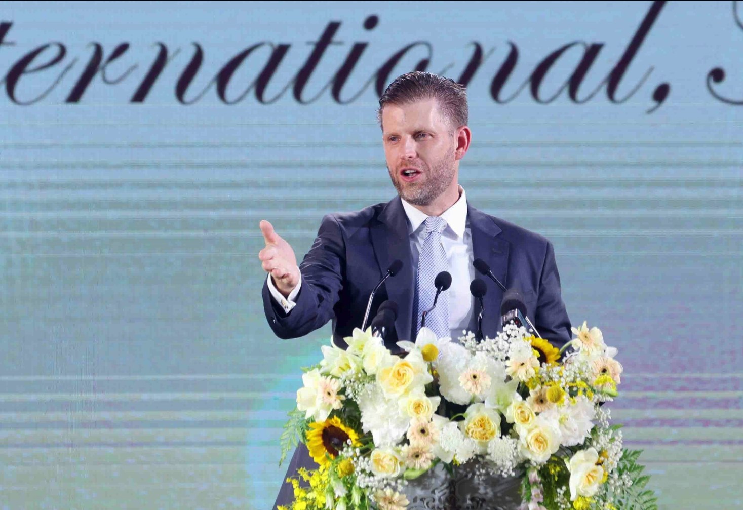 特朗普兒子出席越南高球場項目動土美媒：去年當選前已簽約