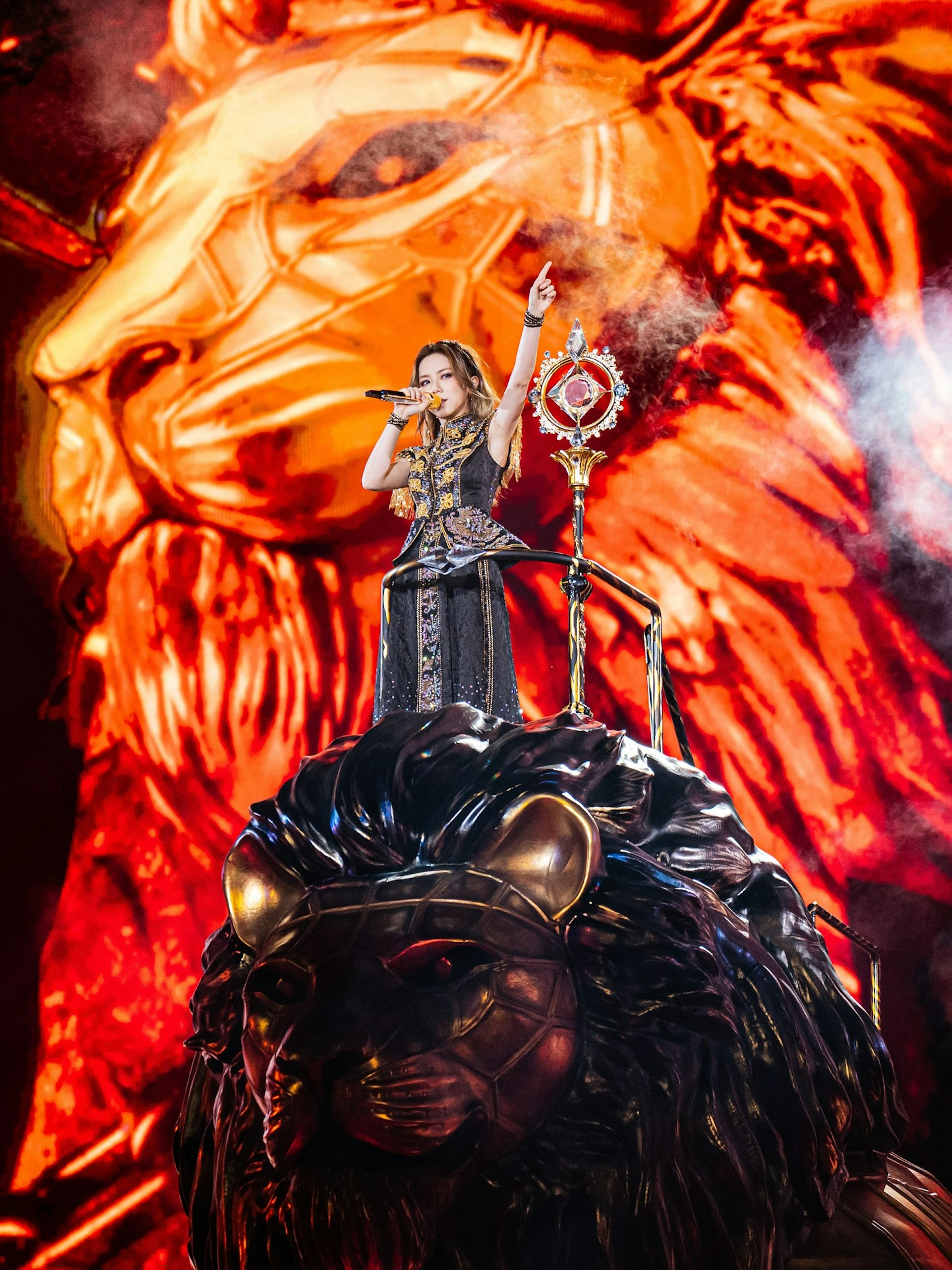 G.E.M.邓紫棋世界巡回演唱会预计开130场。 (IG:@gem0816)