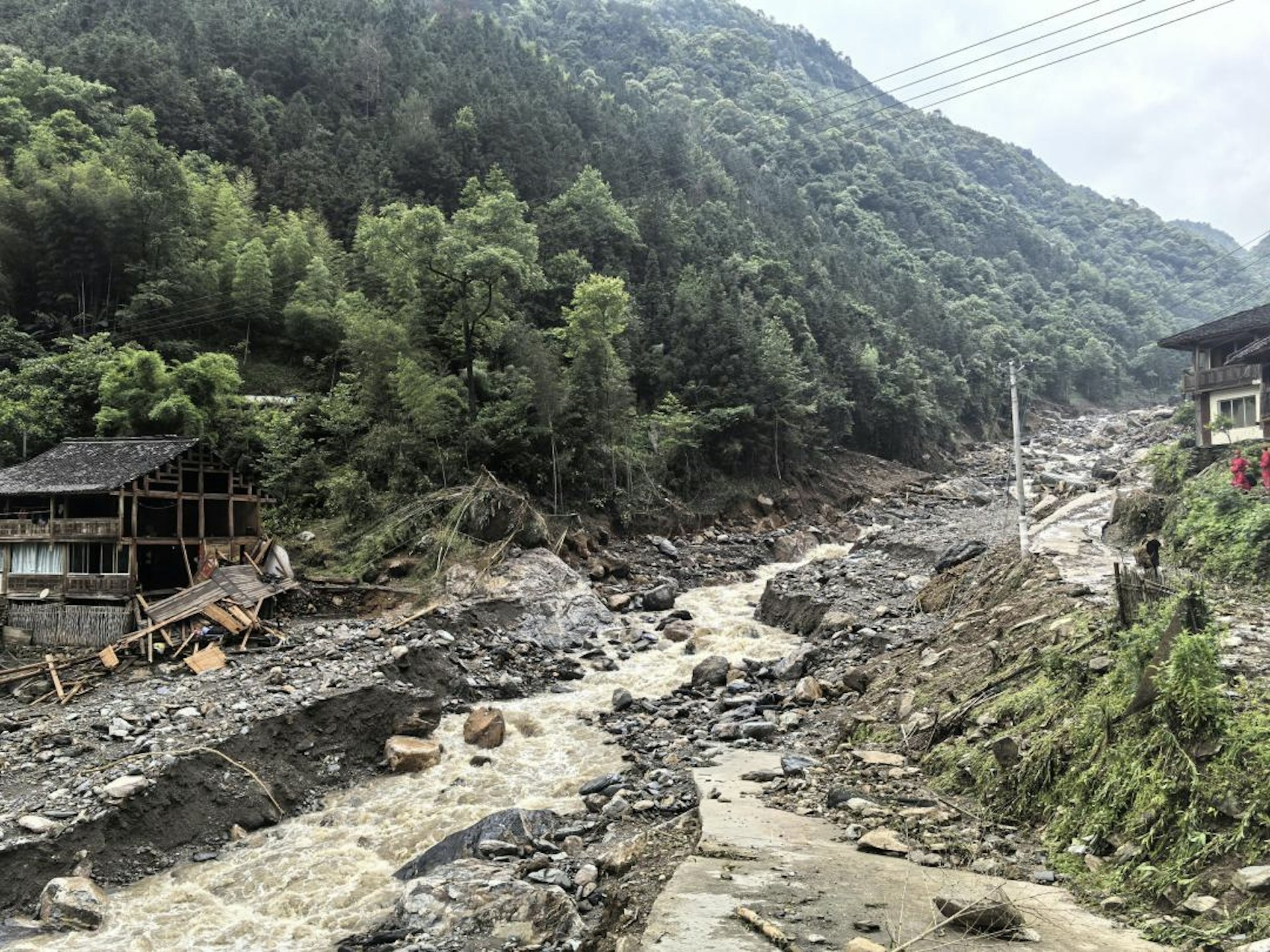 廣西桂林發生山洪災害。(澎湃新聞) 廣西桂林發生山洪災害。(澎湃新聞)