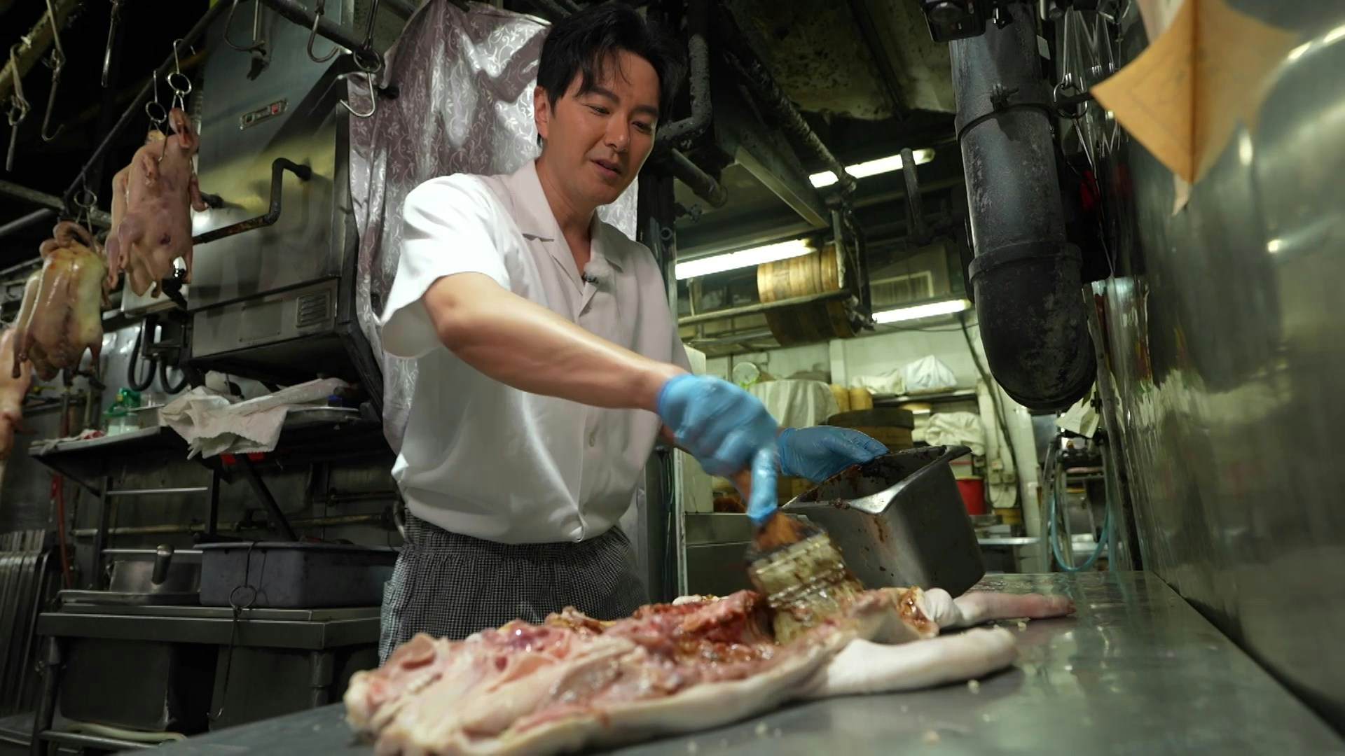 一日打工限定|蕭正楠試做燒味師傅 化身斬料Machin大晒超強刀功