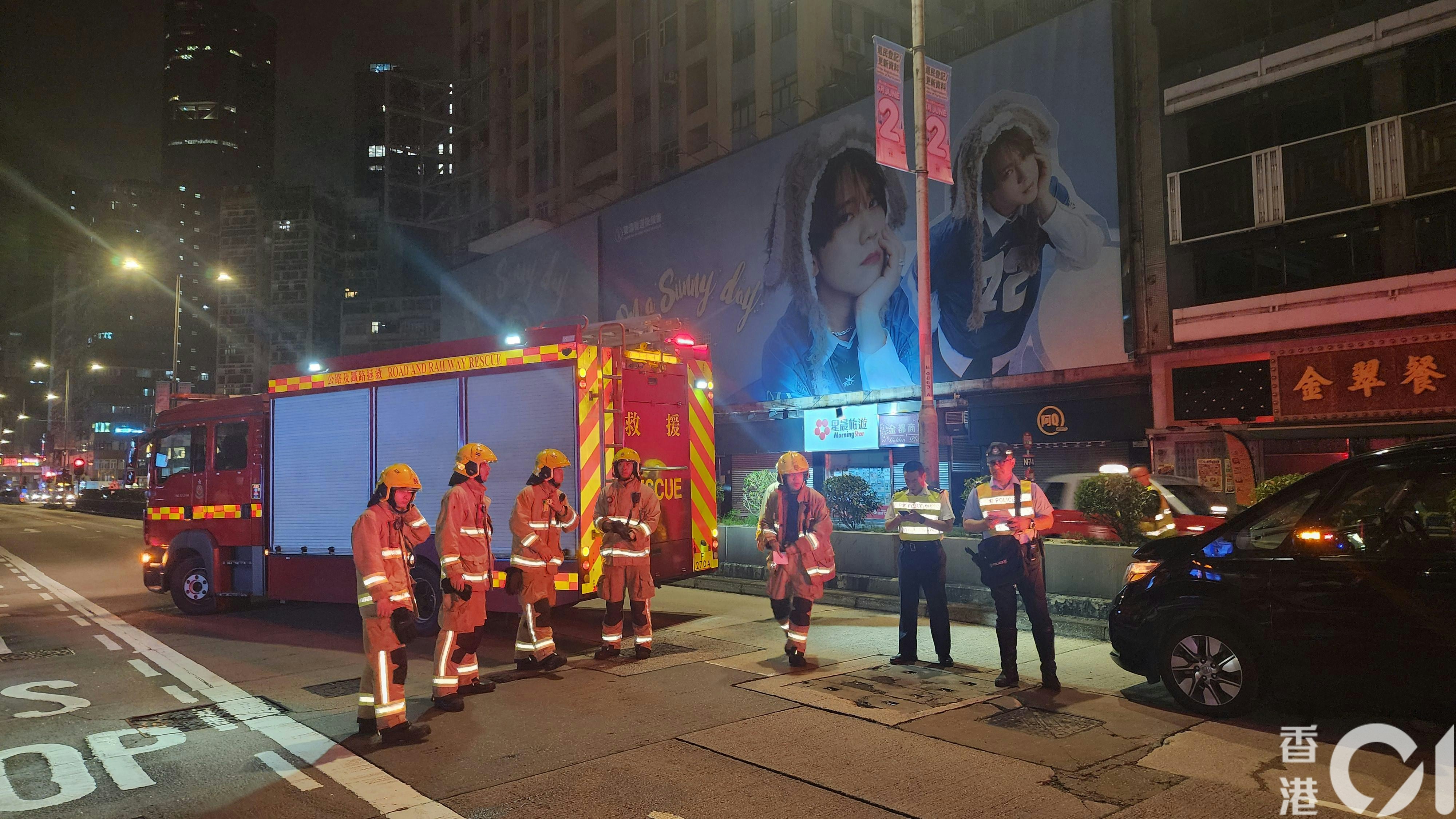 消防到場救人。